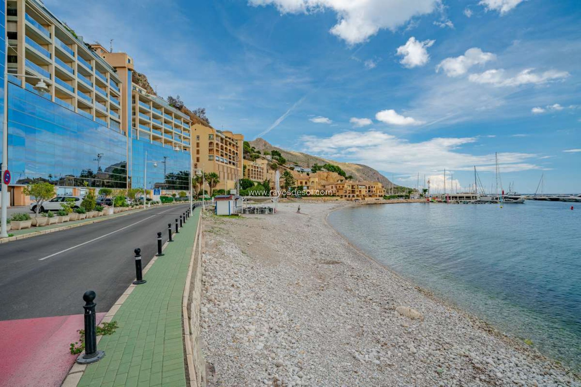 Resale - Apartment - Altea
