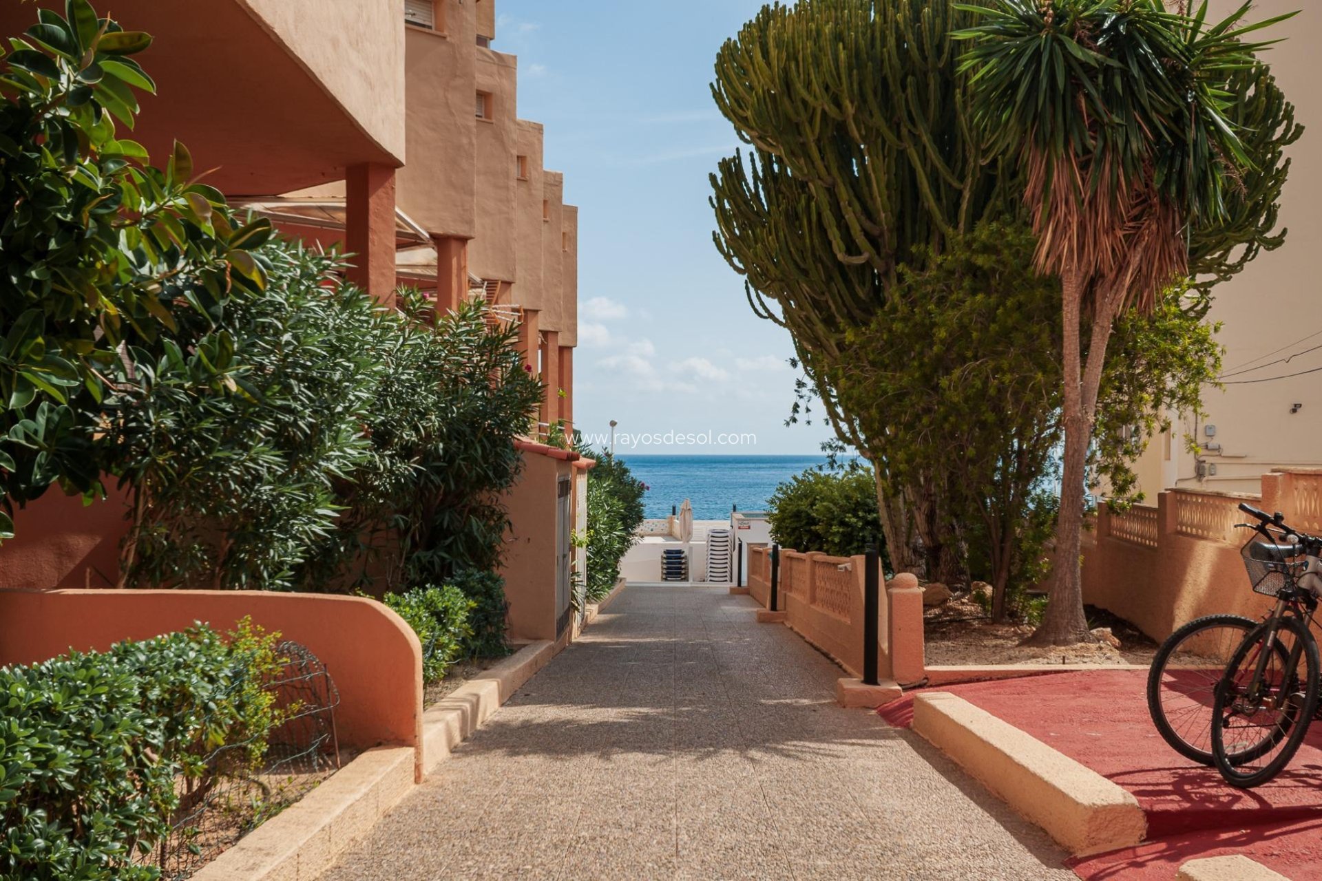 Resale - Apartment - Calpe - Playa de Fossa-Levante