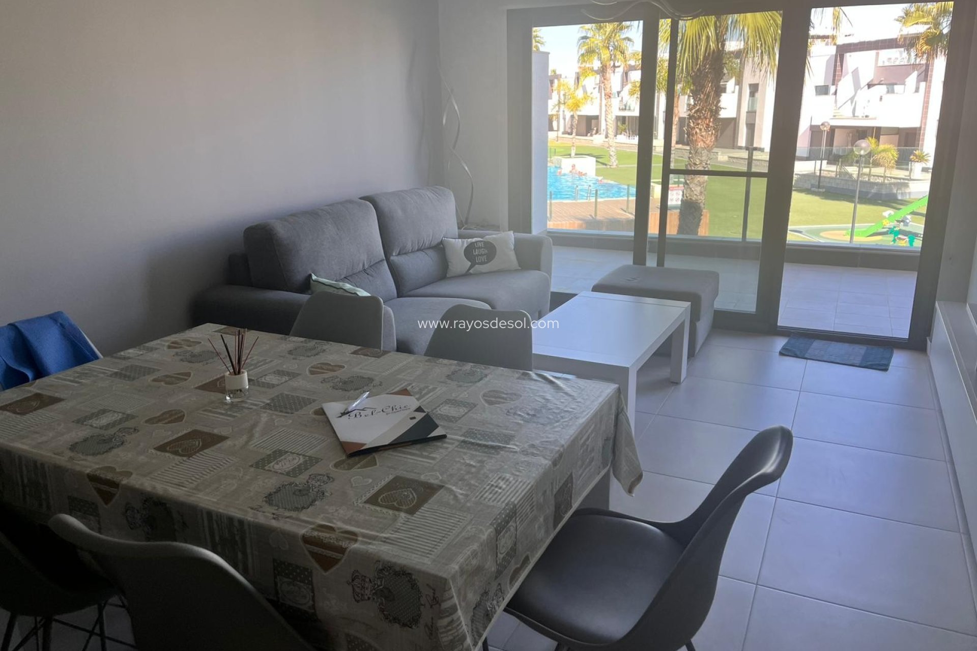 Resale - Apartment - Guardamar del Segura - El Raso