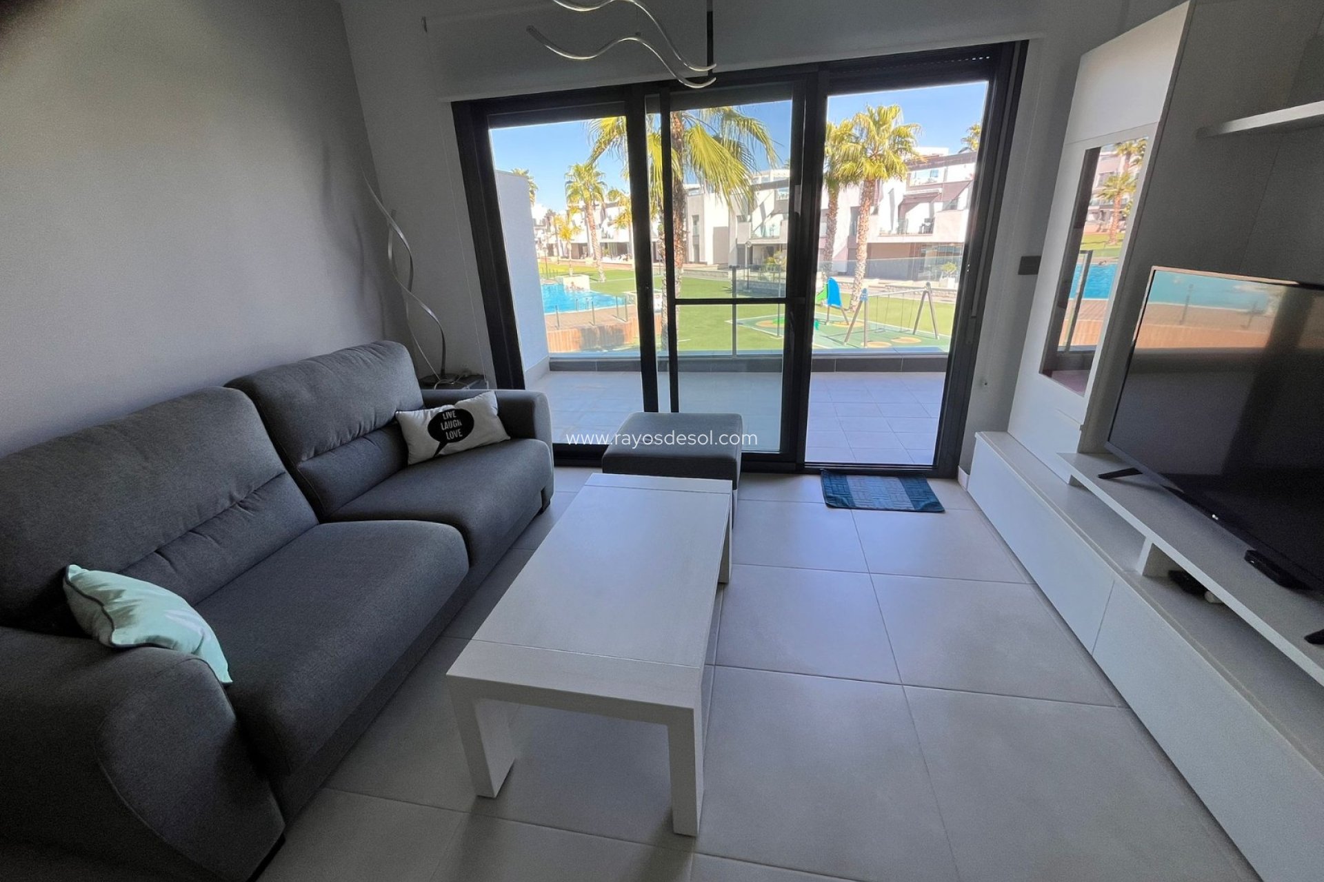 Resale - Apartment - Guardamar del Segura - El Raso