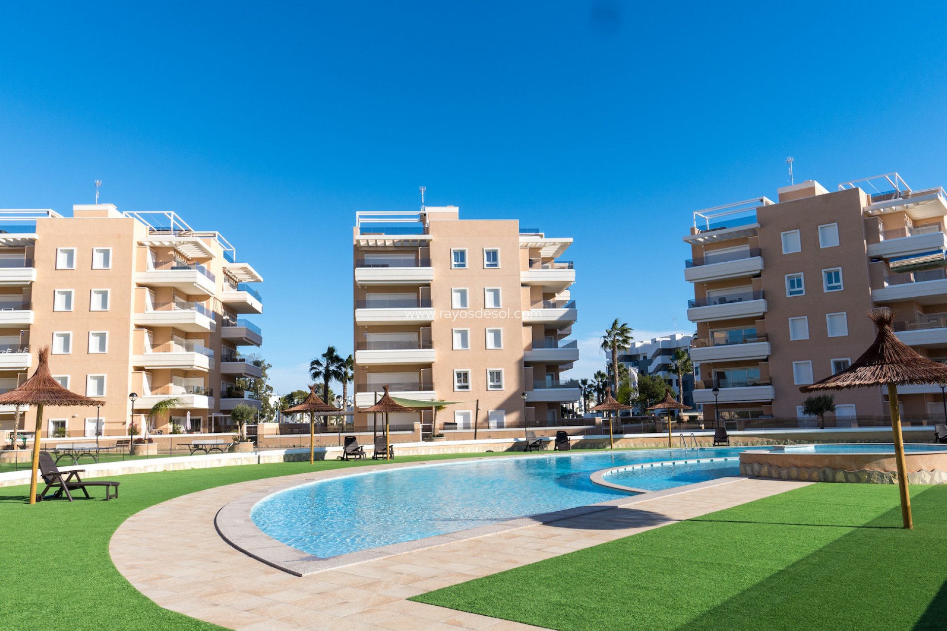 Resale - Apartment - Guardamar del Segura - El Raso