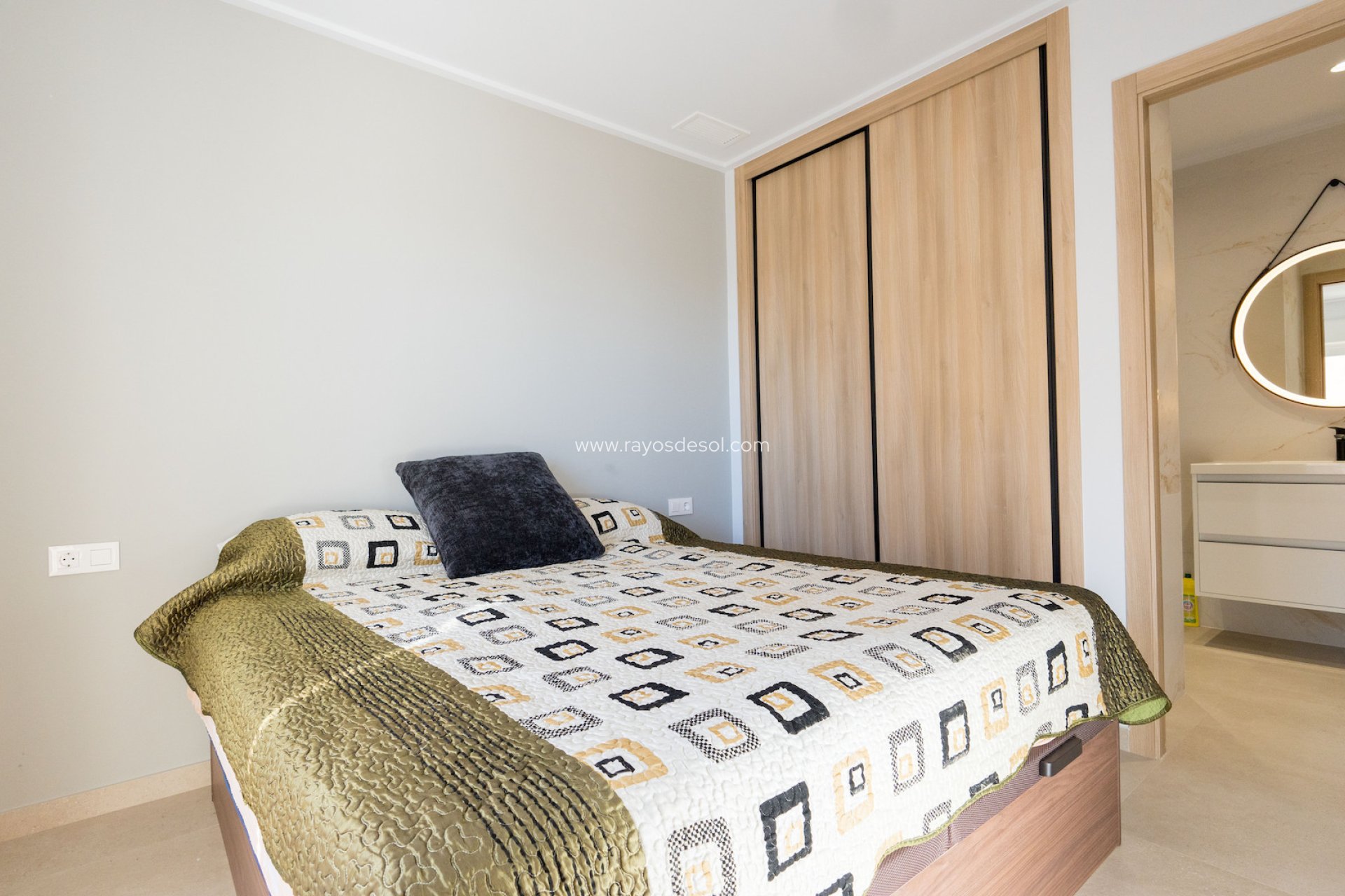 Resale - Apartment - Guardamar del Segura - El Raso