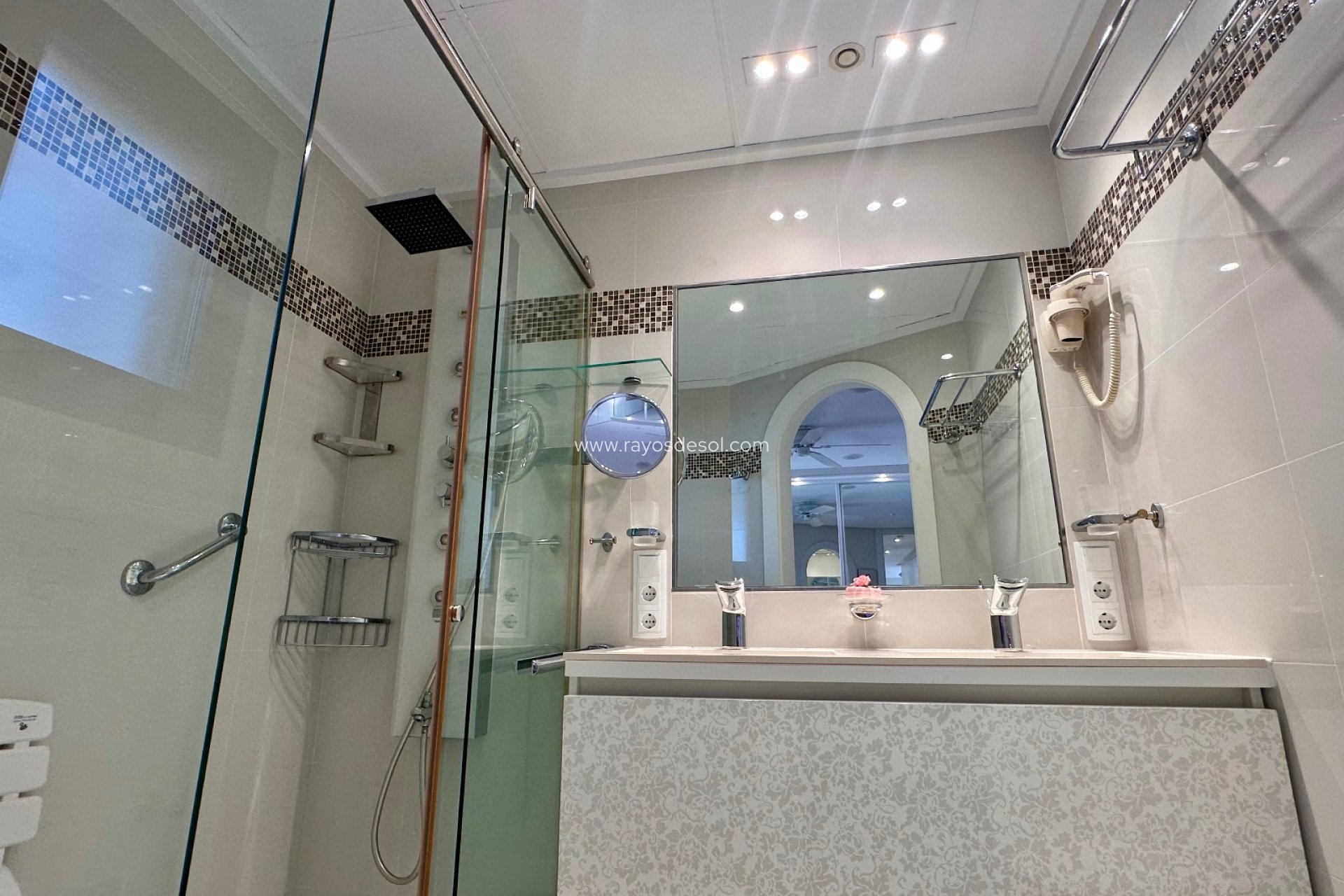 Resale - Apartment - Guardamar del Segura - Marjal Beach