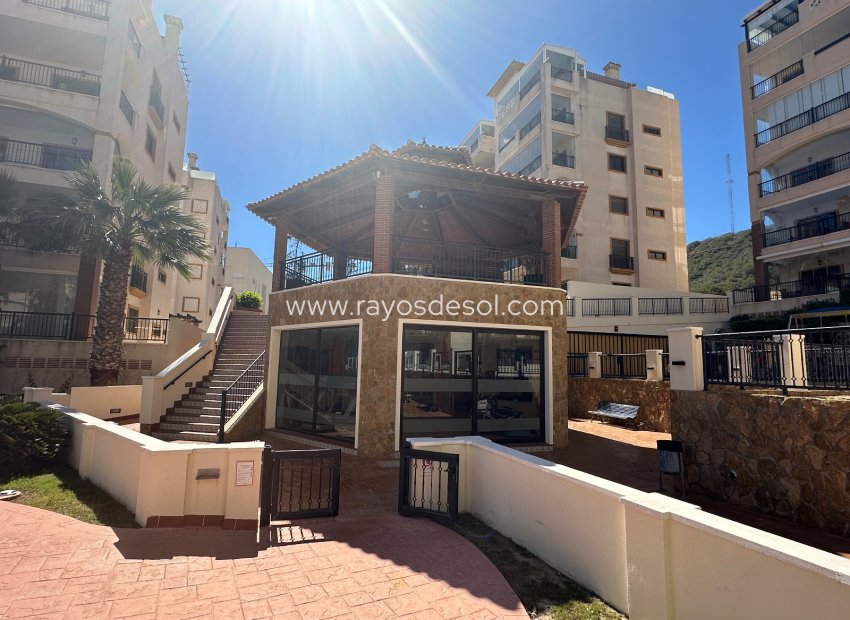 Resale - Apartment - Guardamar del Segura - Marjal Beach
