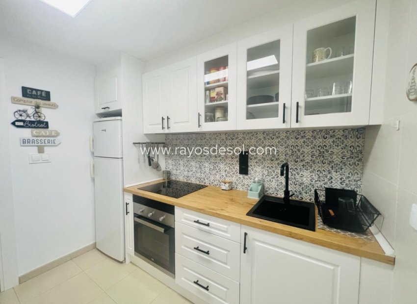 Resale - Apartment - Hacienda Riquelme Golf Resort