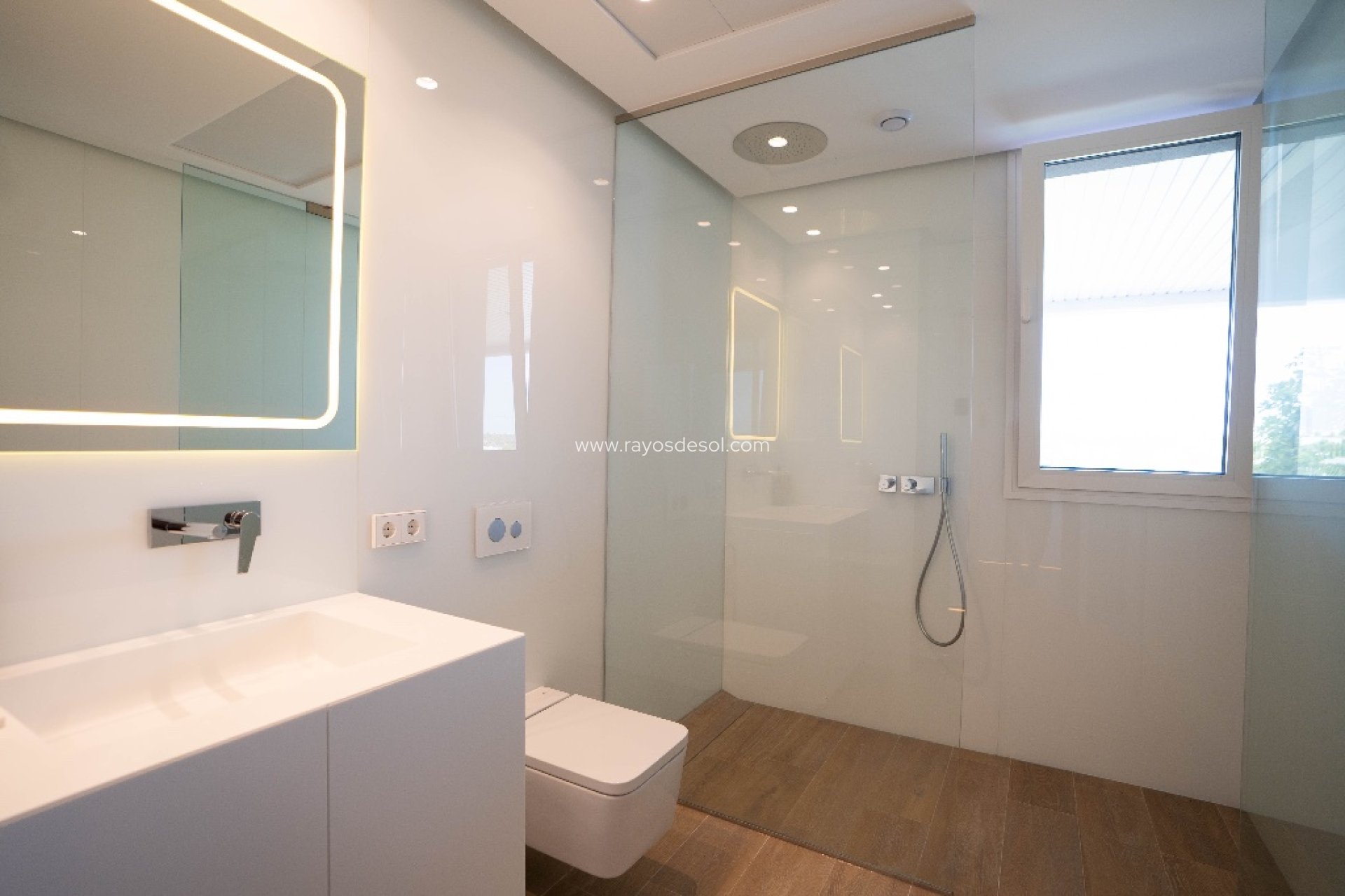 Resale - Apartment - Las Colinas - Las Colinas Golf