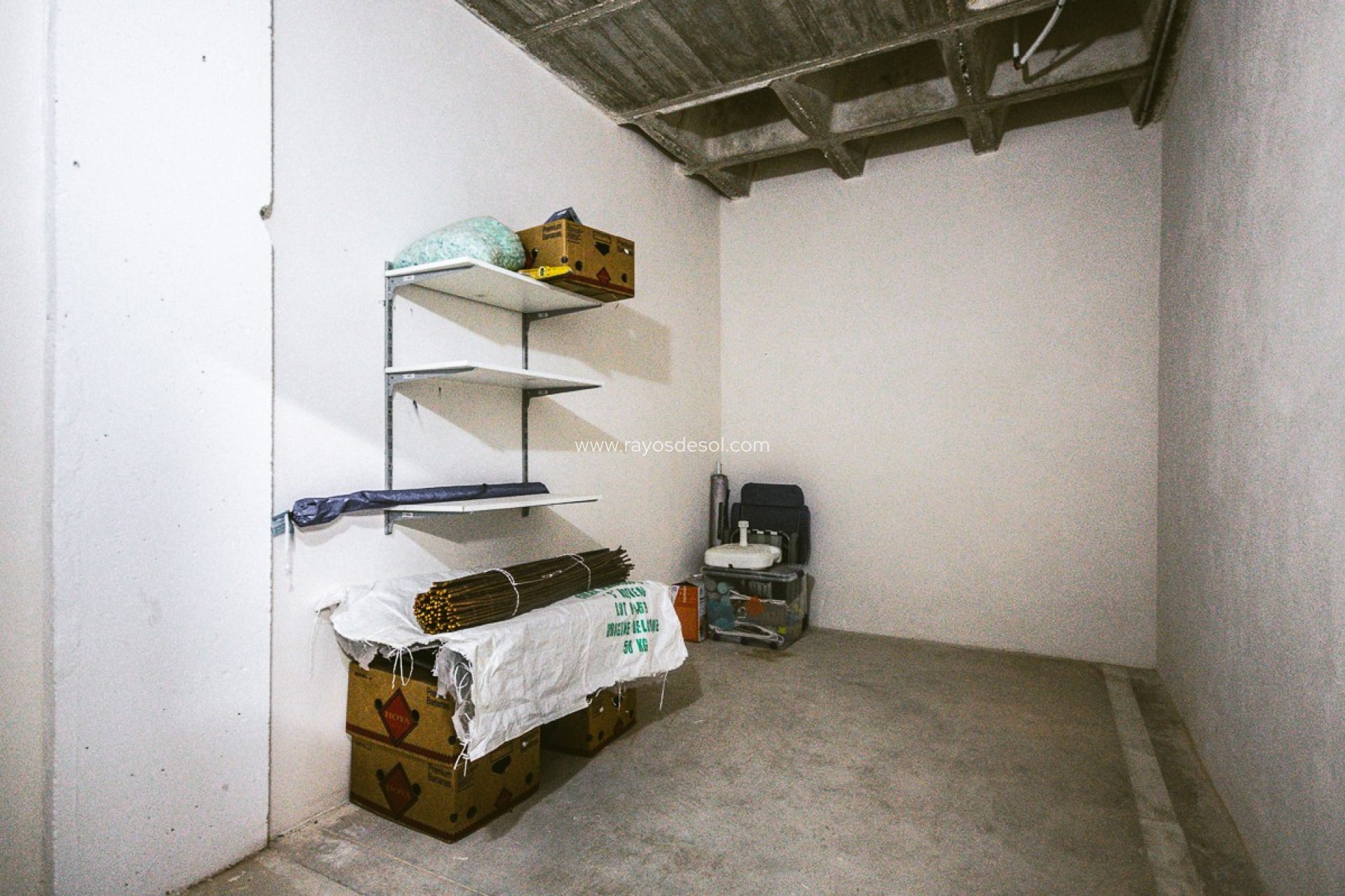 Resale - Apartment - Lo Crispin