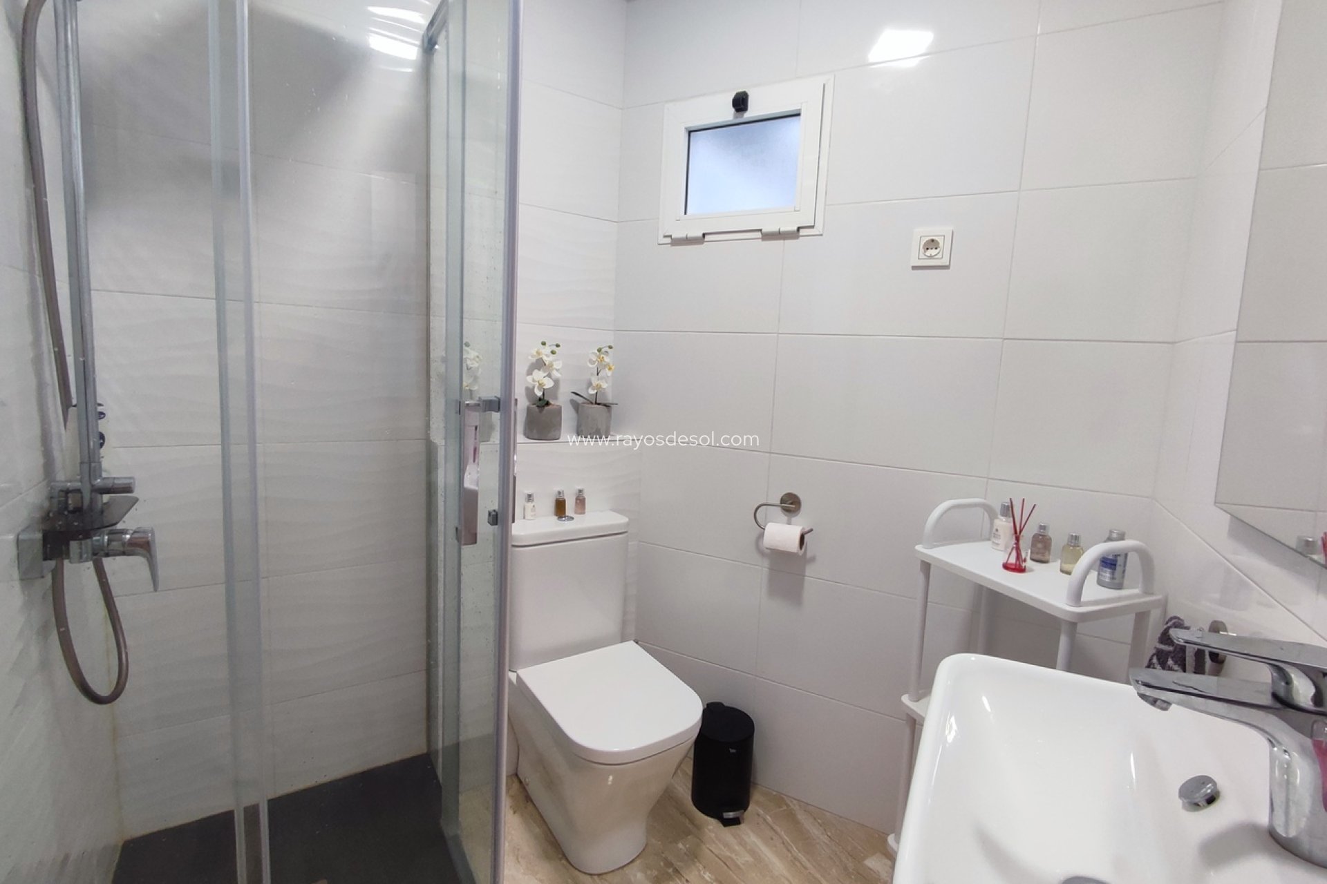 Resale - Apartment - Lo Pagan