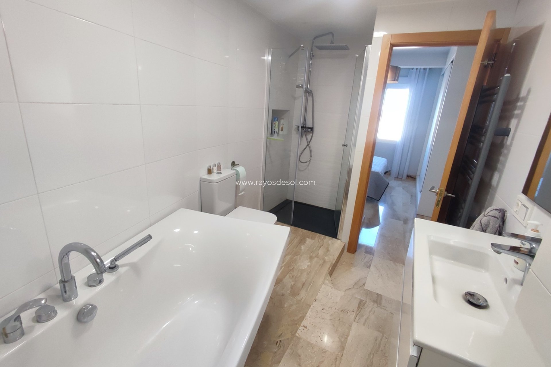 Resale - Apartment - Lo Pagan