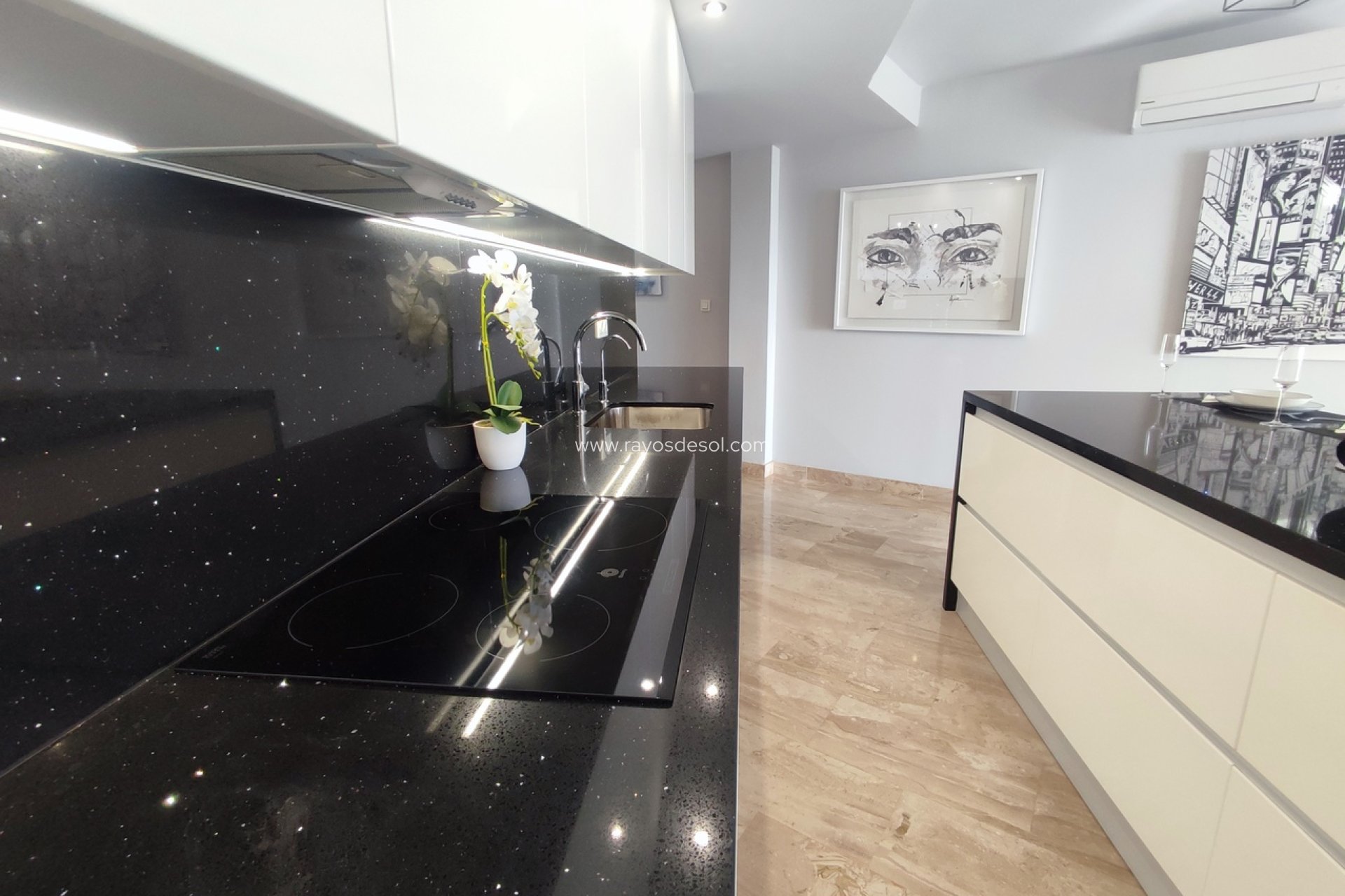 Resale - Apartment - Lo Pagan