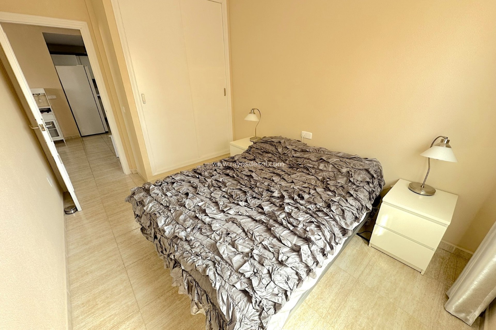 Resale - Apartment - Lo Pagan