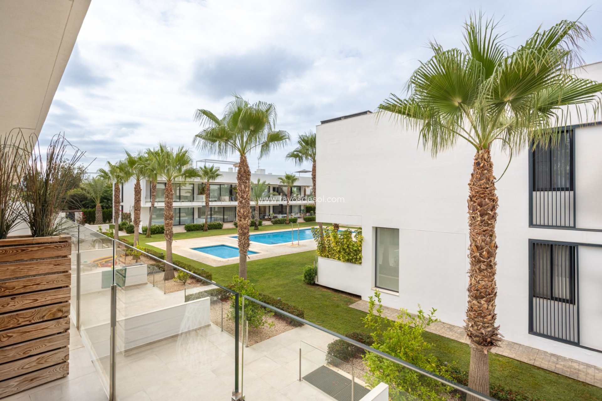 Resale - Apartment - Mar de Cristal