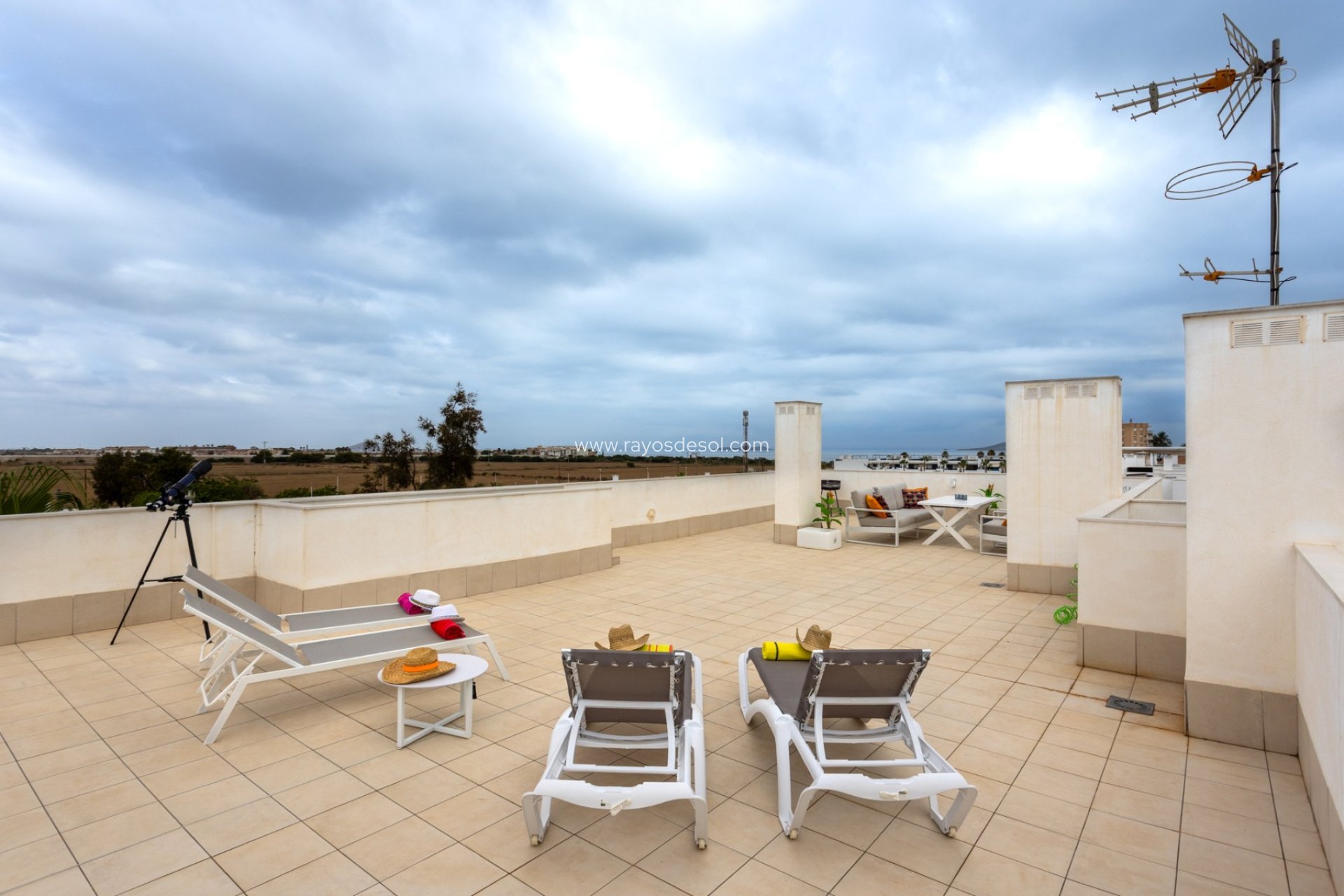 Resale - Apartment - Mar de Cristal