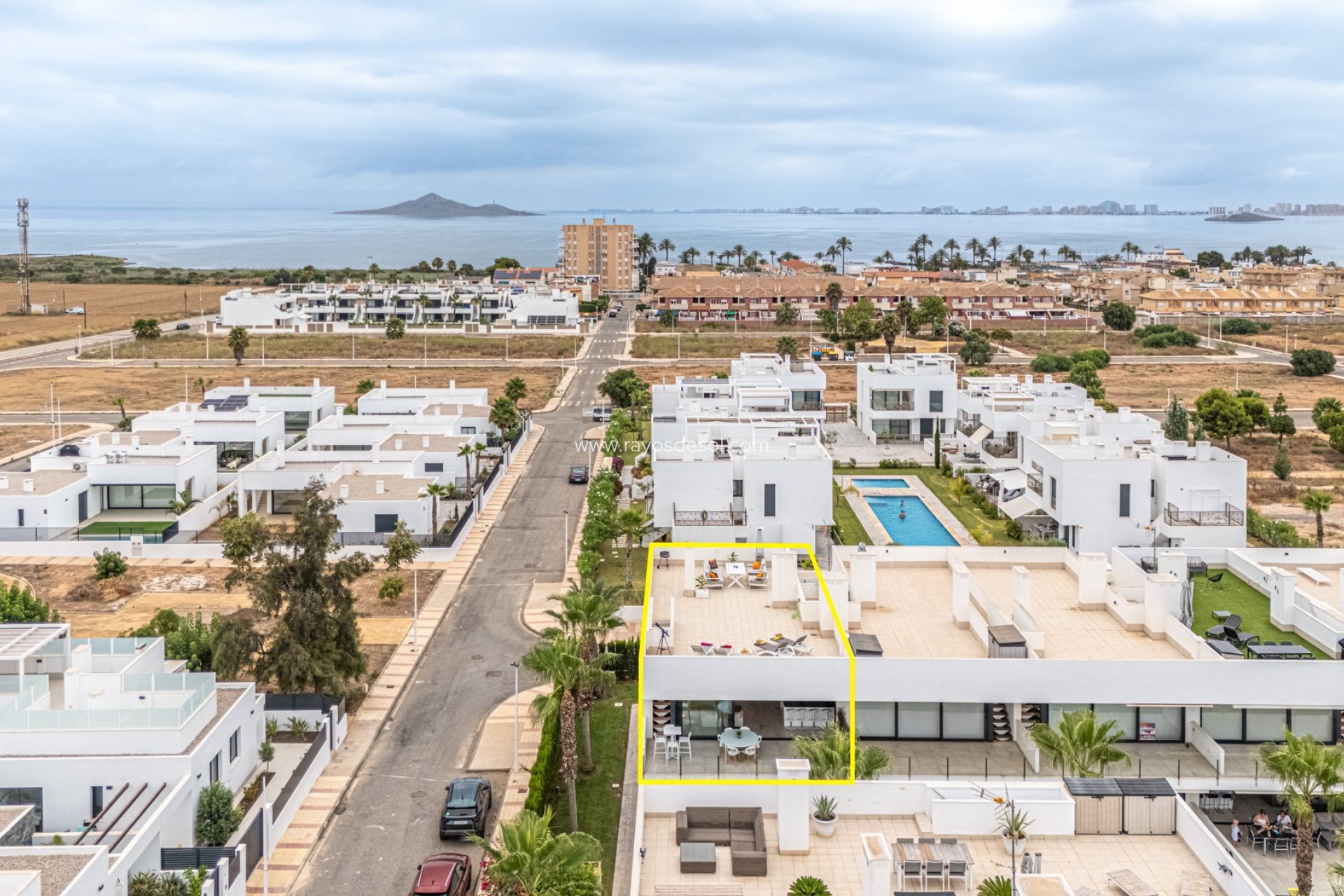 Resale - Apartment - Mar de Cristal