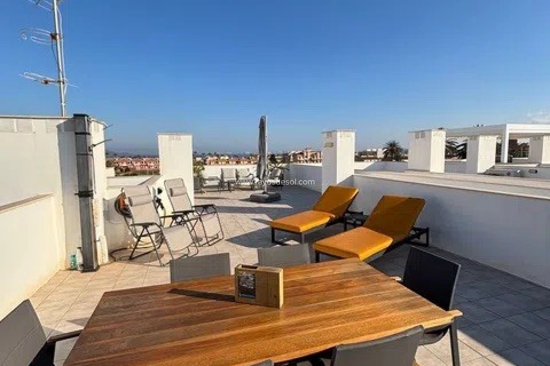 Resale - Apartment - Mar de Cristal