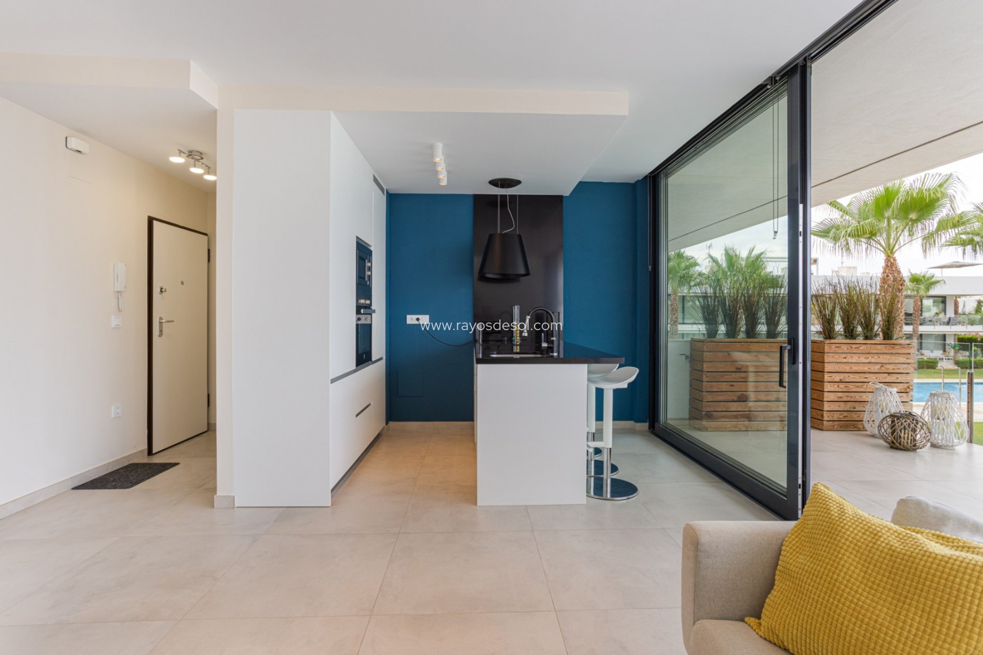 Resale - Apartment - Mar de Cristal