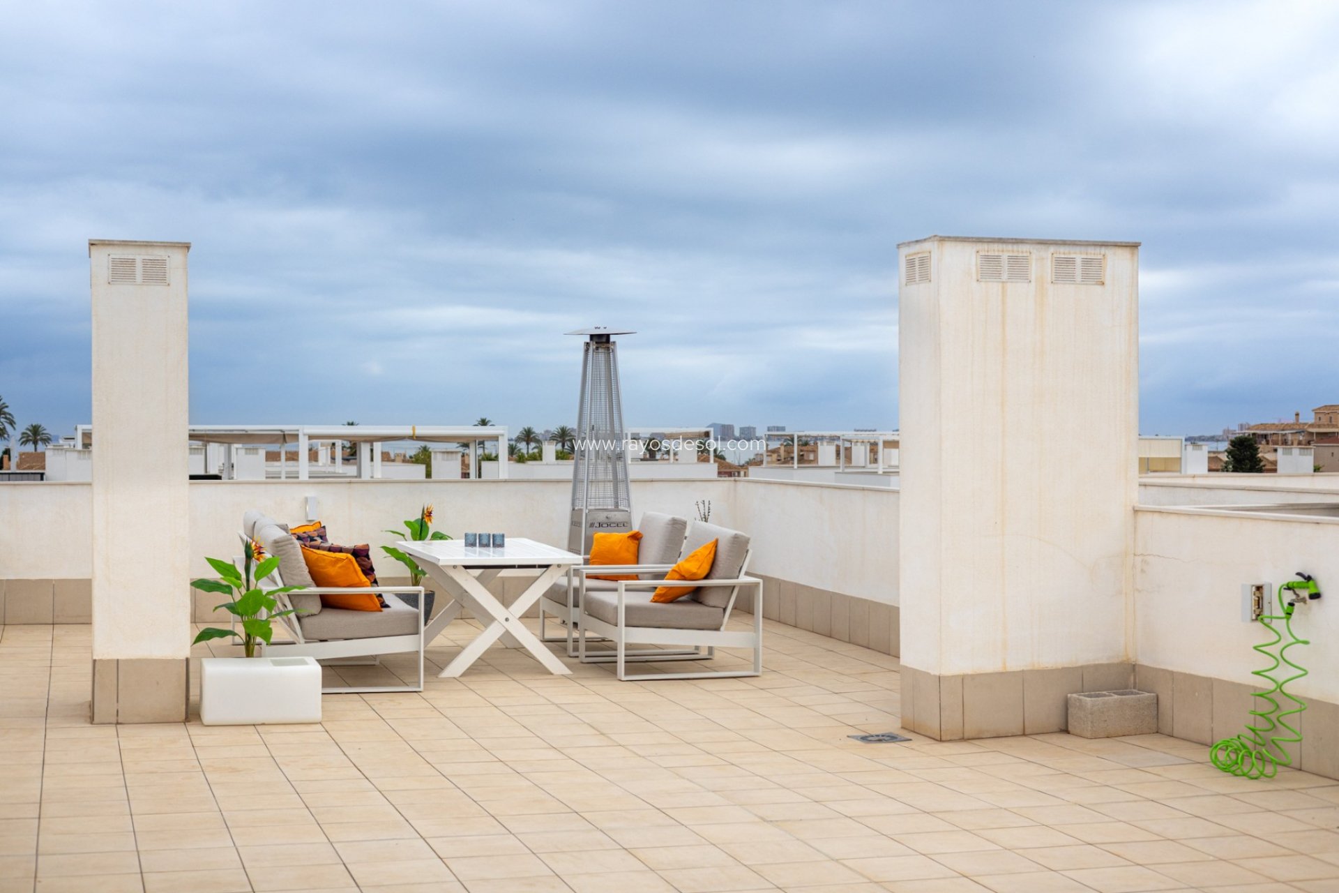 Resale - Apartment - Mar de Cristal