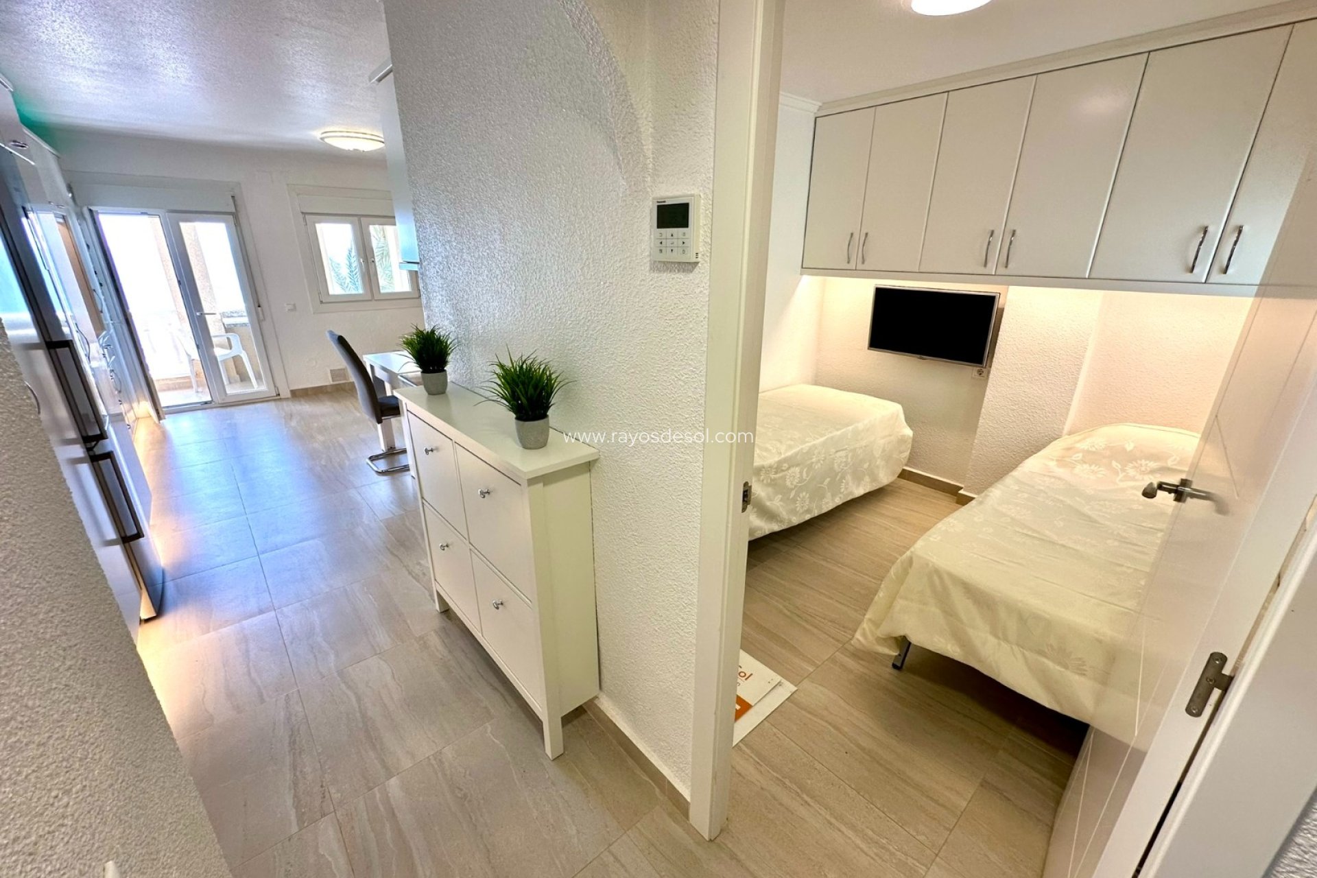 Resale - Apartment - Mil Palmeras