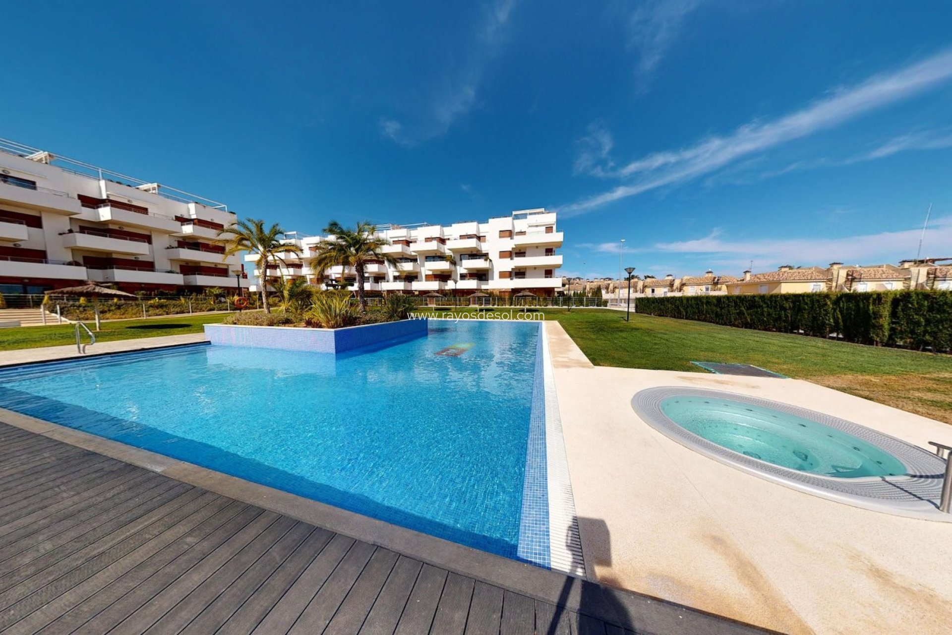 Resale - Apartment - Orihuela Costa - Cabo roig - La Zenia