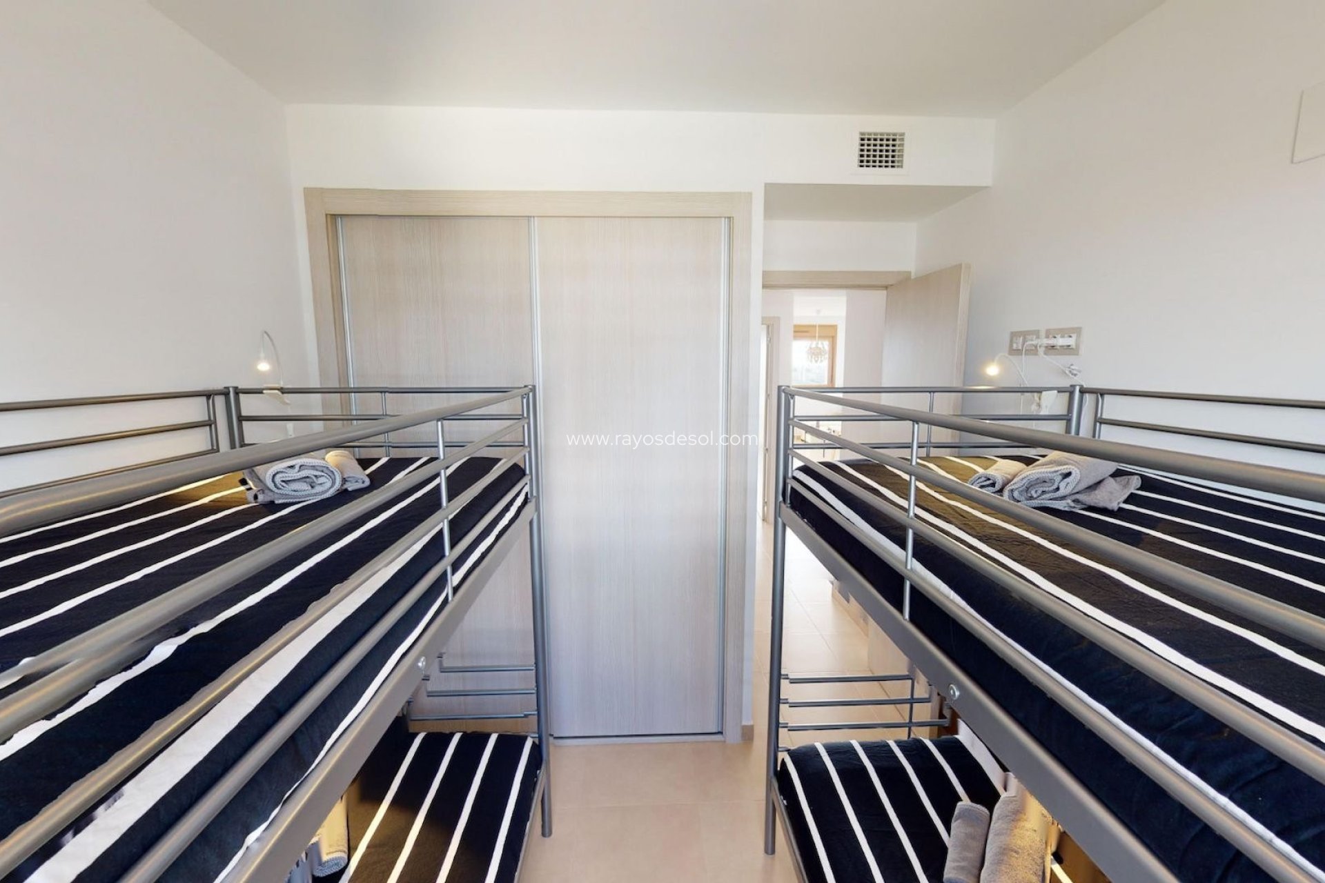 Resale - Apartment - Orihuela Costa - Cabo roig - La Zenia