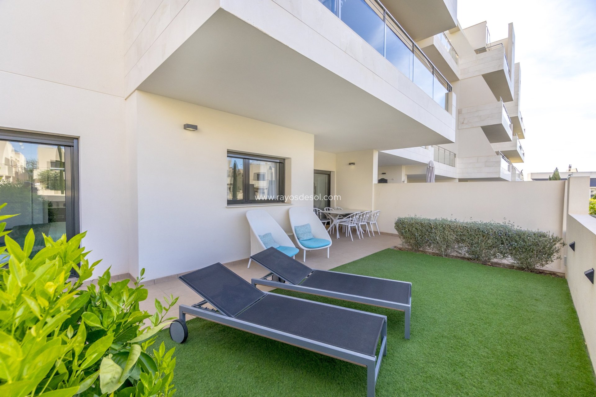 Resale - Apartment - Orihuela Costa - Cabo roig - La Zenia