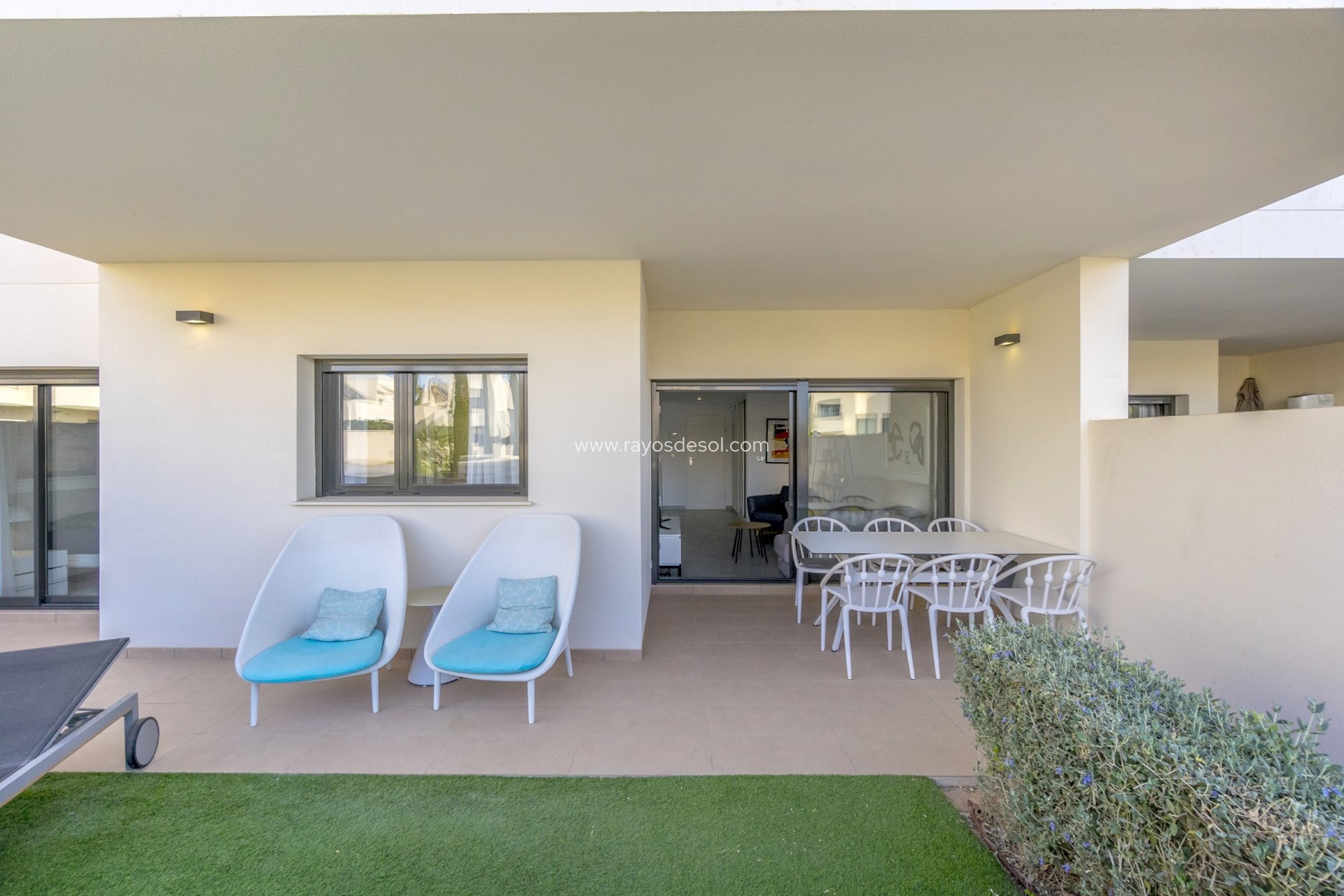 Resale - Apartment - Orihuela Costa - Cabo roig - La Zenia