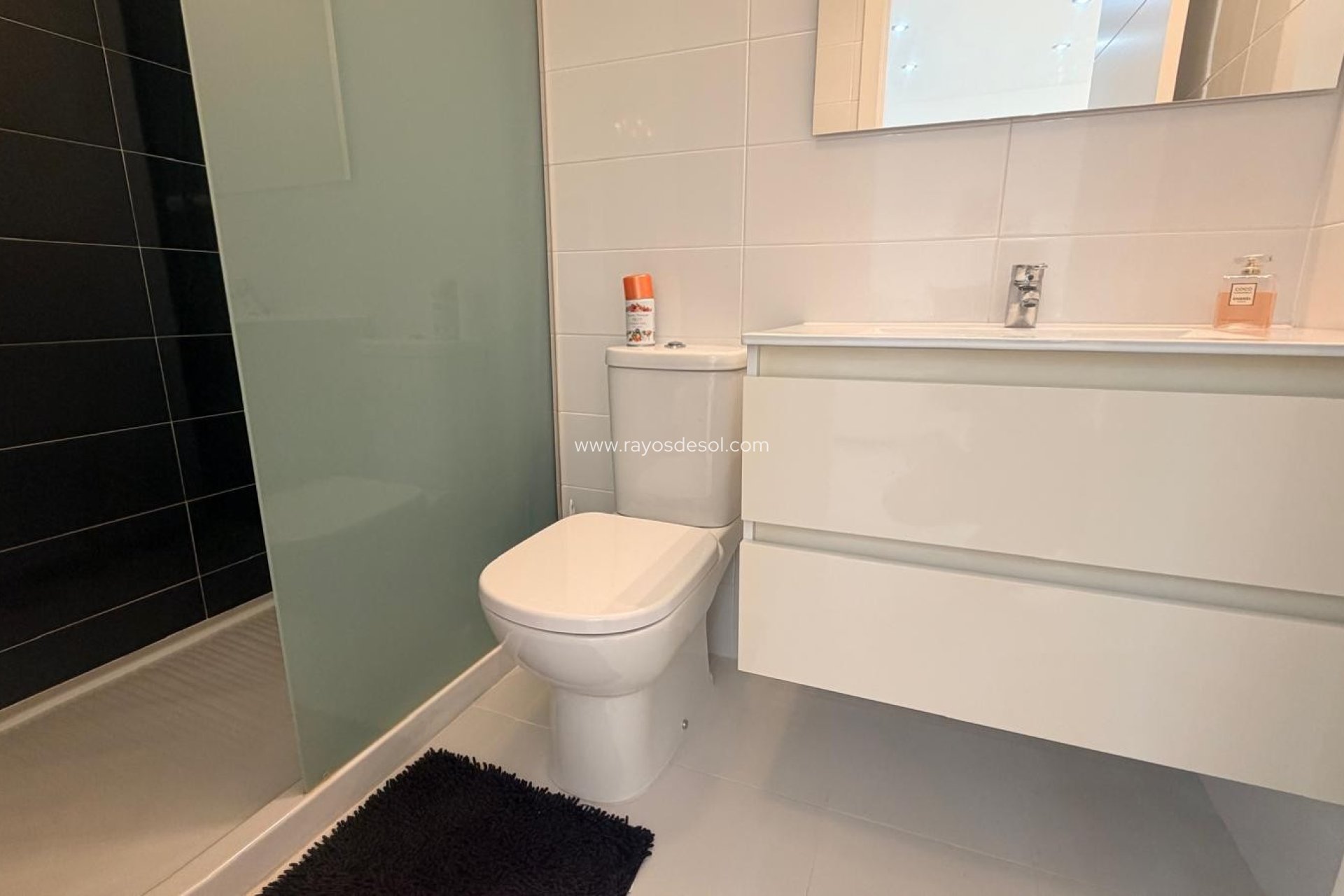 Resale - Apartment - Orihuela Costa - Cabo roig - La Zenia
