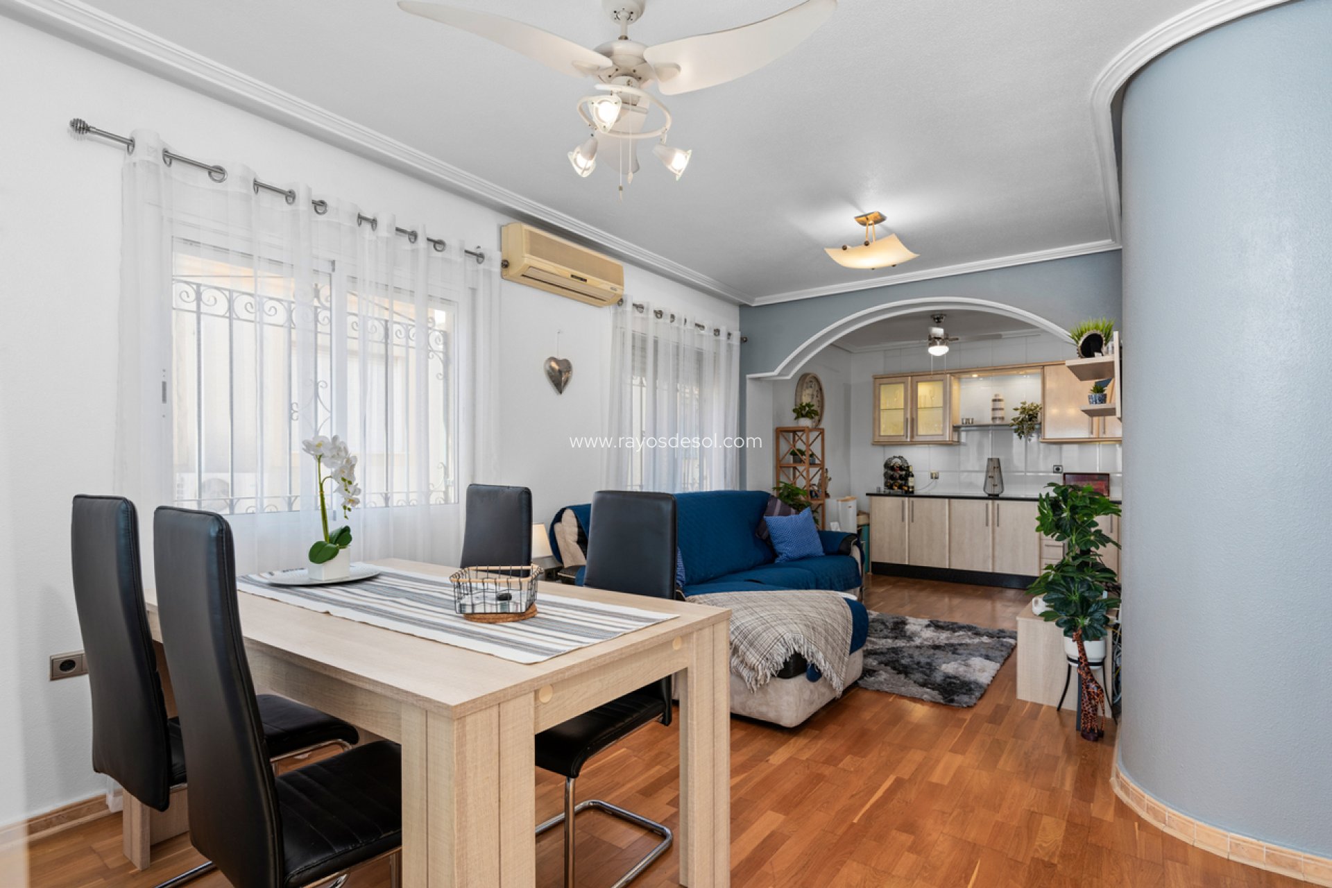 Resale - Apartment - Orihuela Costa - Cabo Roig