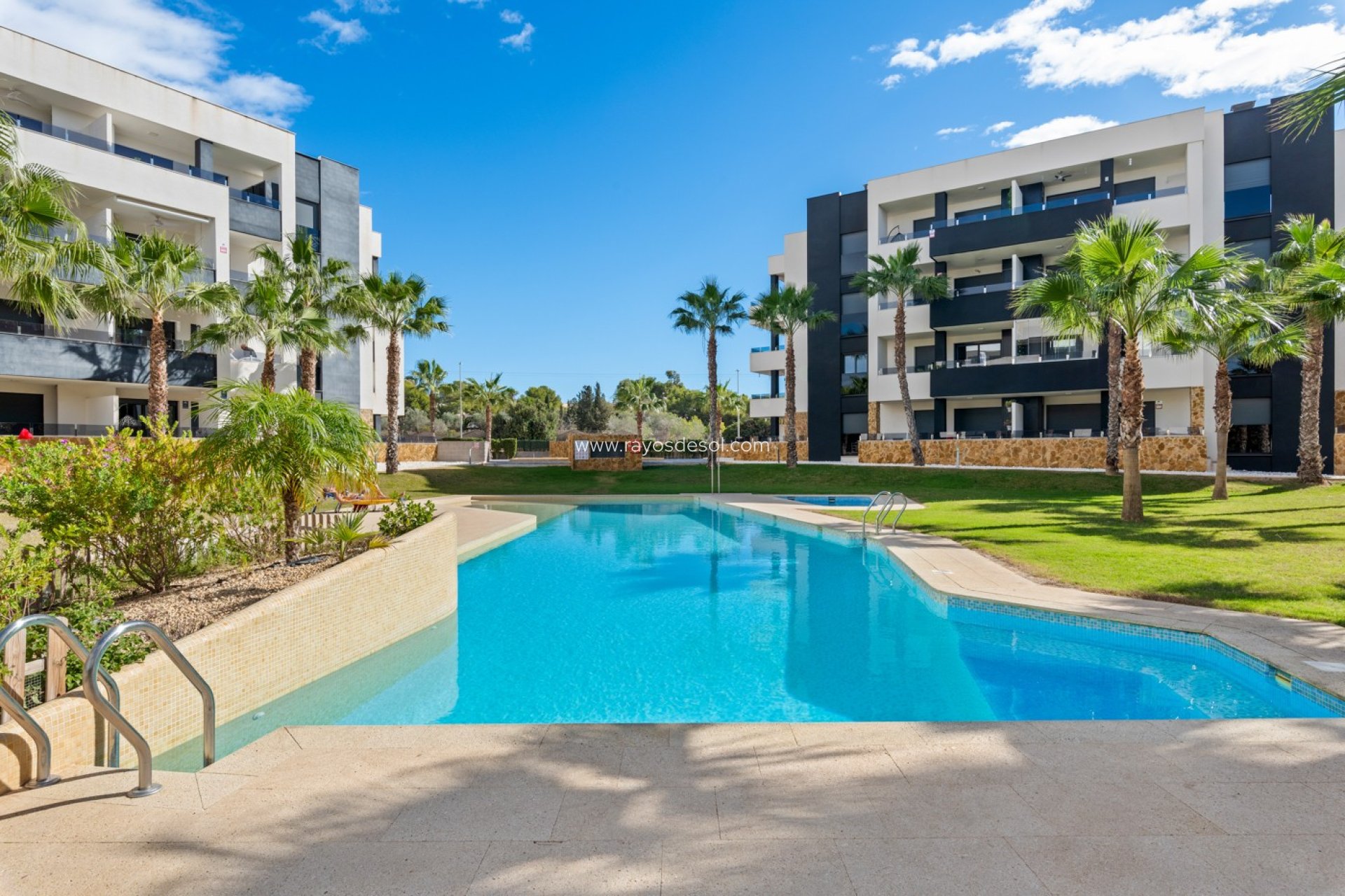 Resale - Apartment - Orihuela Costa - La Florida