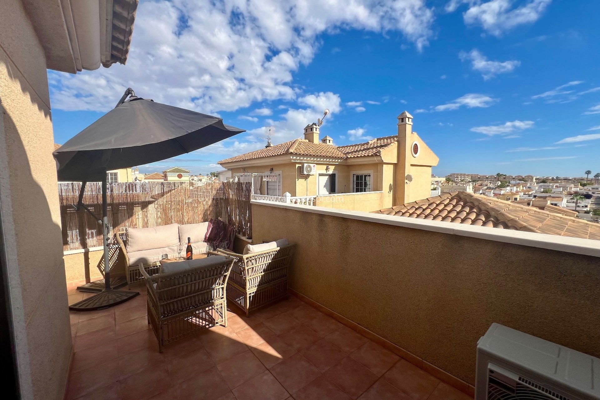 Resale - Apartment - Orihuela Costa - La Florida