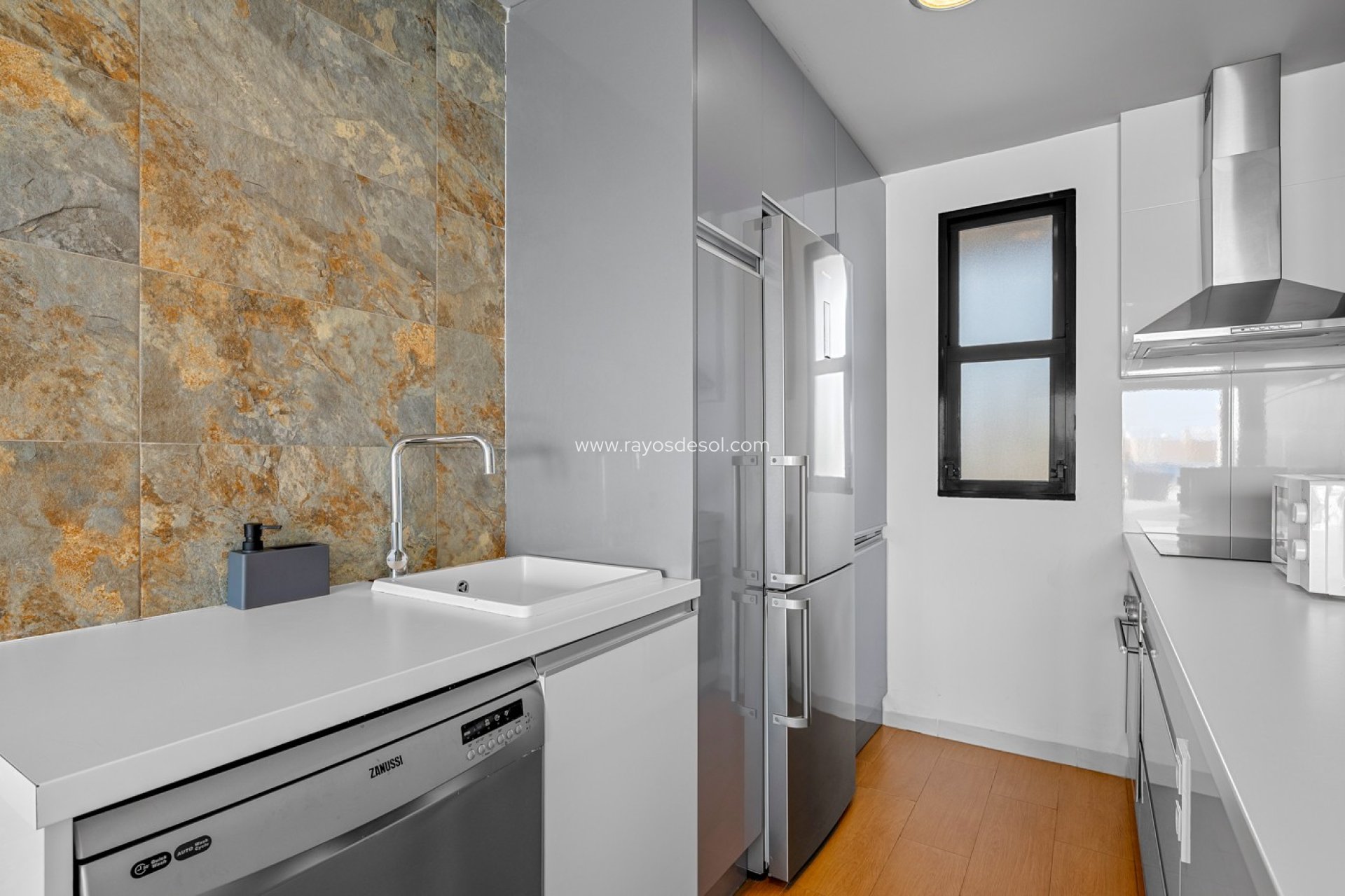 Resale - Apartment - Orihuela Costa - La Zenia