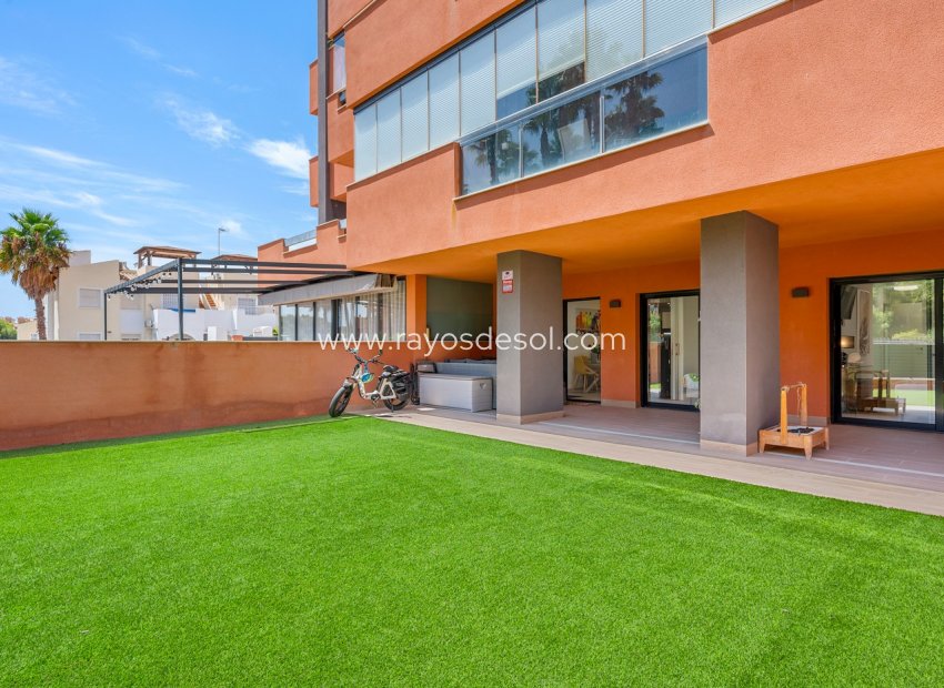 Resale - Apartment - Orihuela Costa - Lomas del Golf