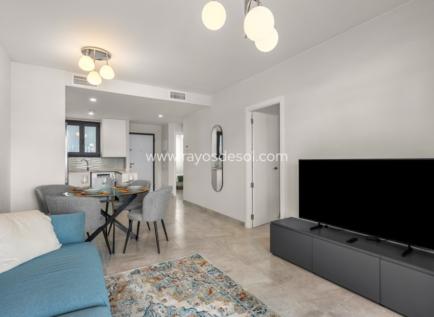 Resale - Apartment - Orihuela Costa - Los Dolses