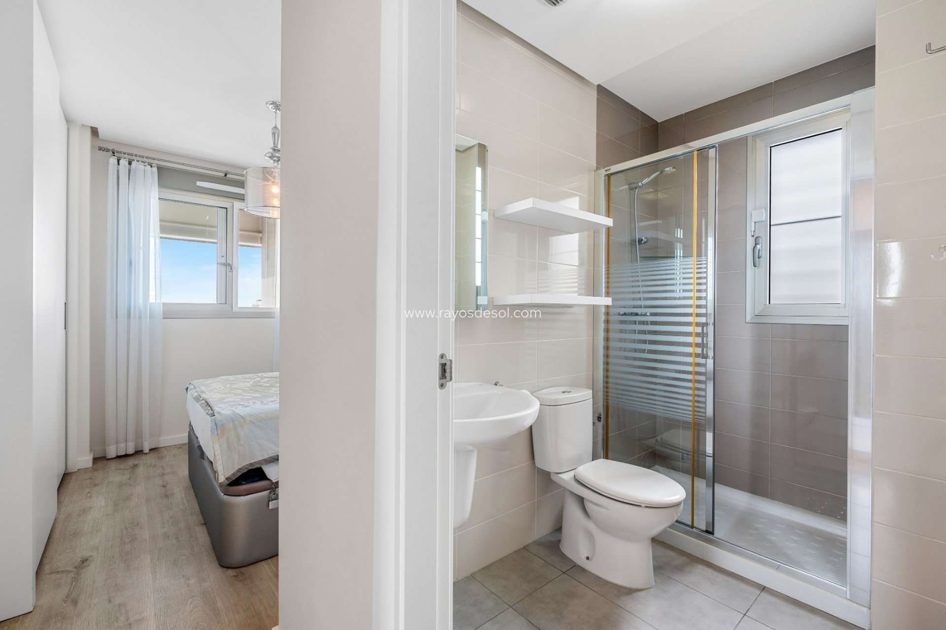 Resale - Apartment - Orihuela Costa - Los Dolses