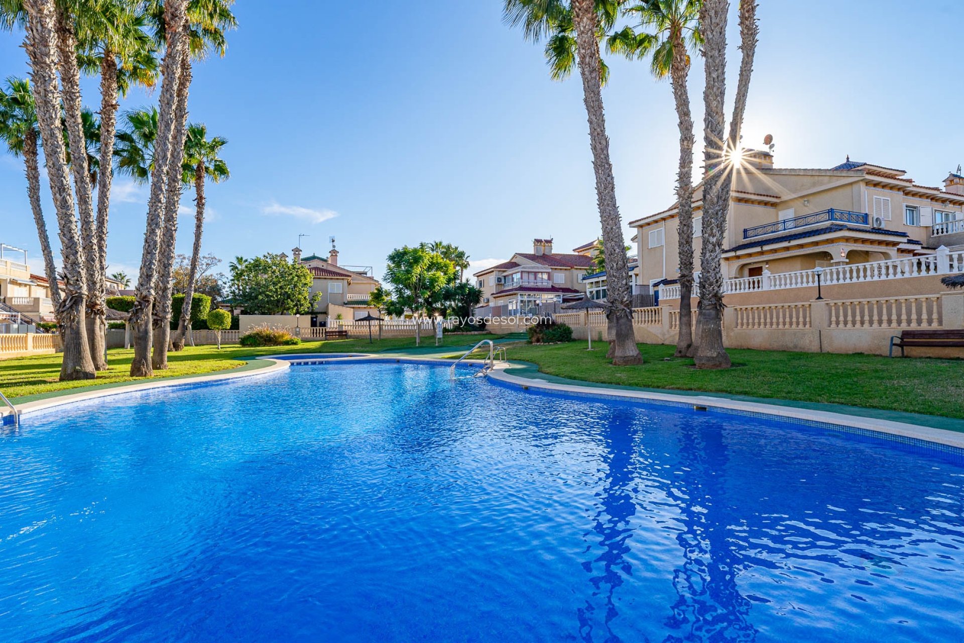 Resale - Apartment - Orihuela Costa - Playa Flamenca