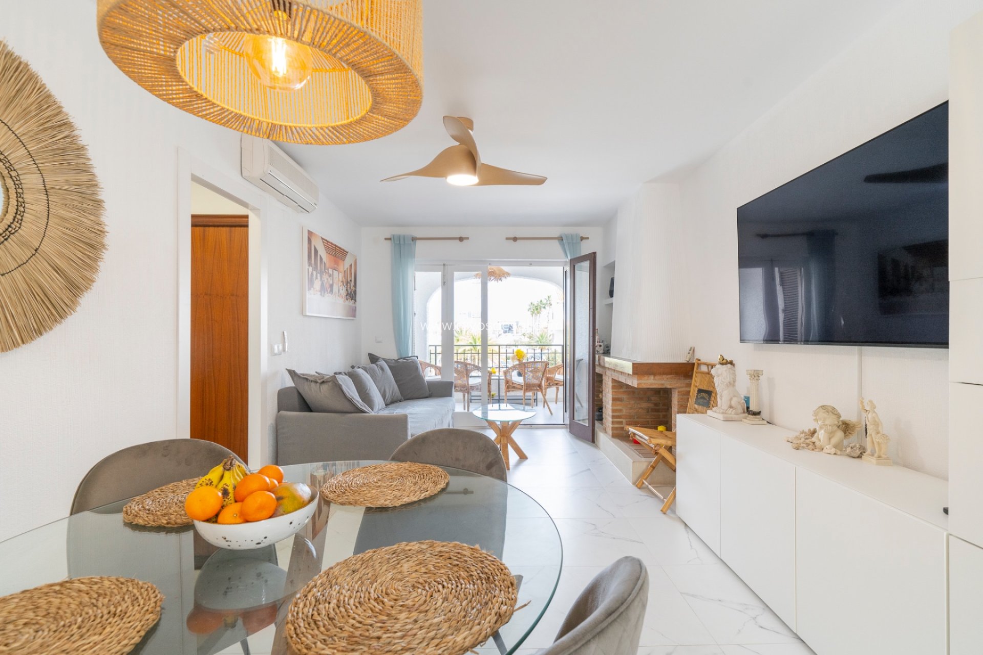 Resale - Apartment - Orihuela Costa - Playa Flamenca