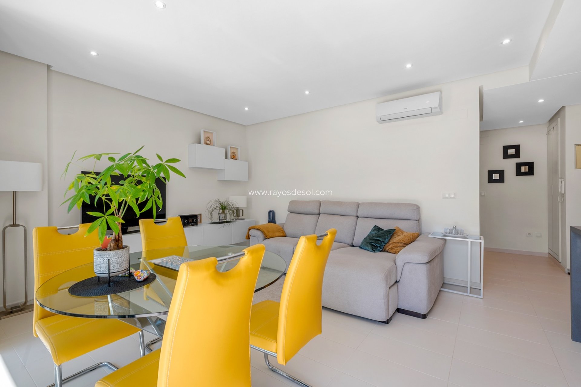 Resale - Apartment - Orihuela Costa - Punta Prima