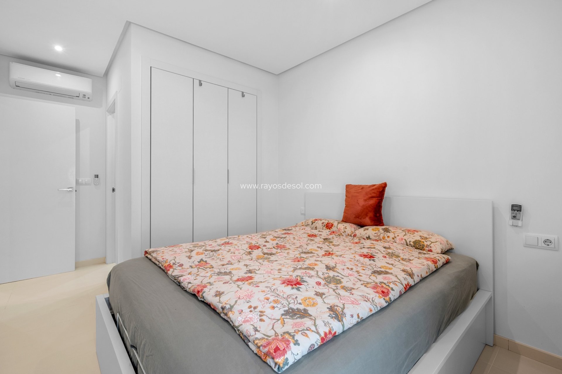 Resale - Apartment - Orihuela Costa - Punta Prima