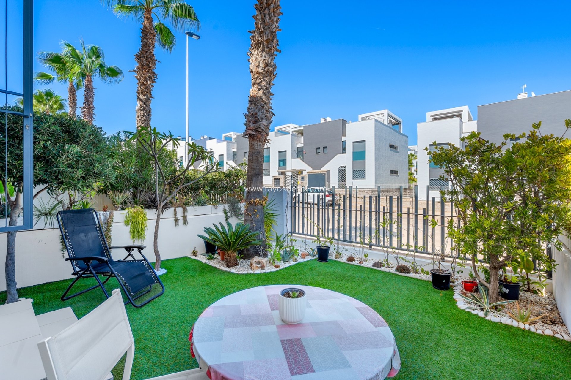 Resale - Apartment - Orihuela Costa - Punta Prima
