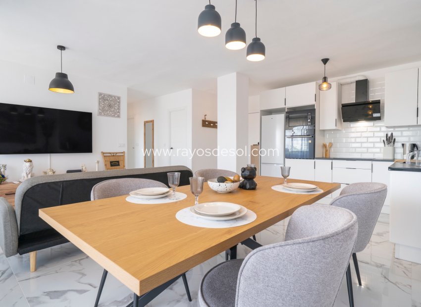 Resale - Apartment - Orihuela Costa - Punta Prima
