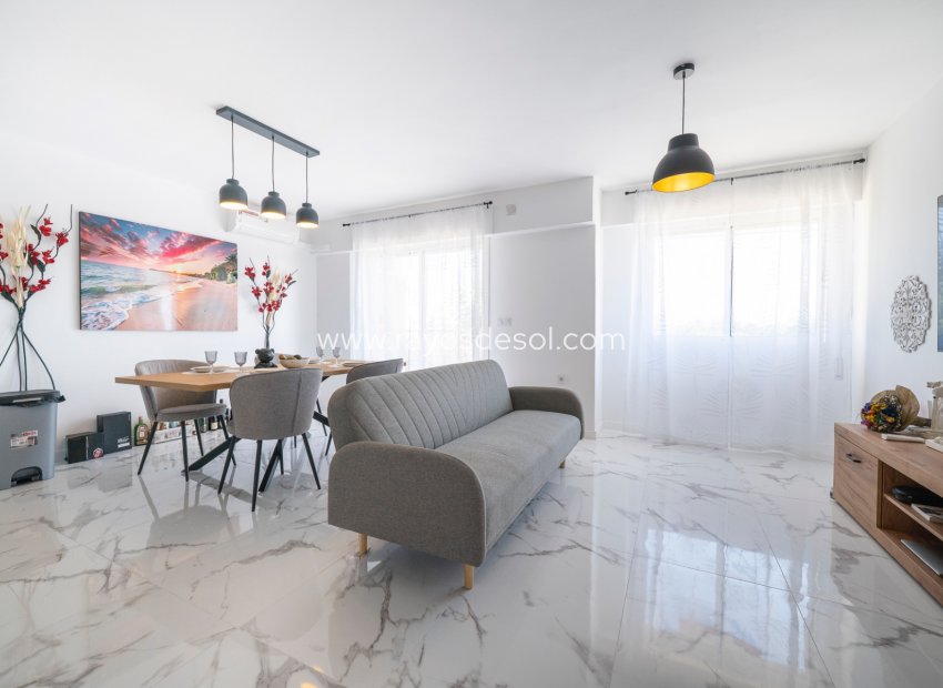 Resale - Apartment - Orihuela Costa - Punta Prima
