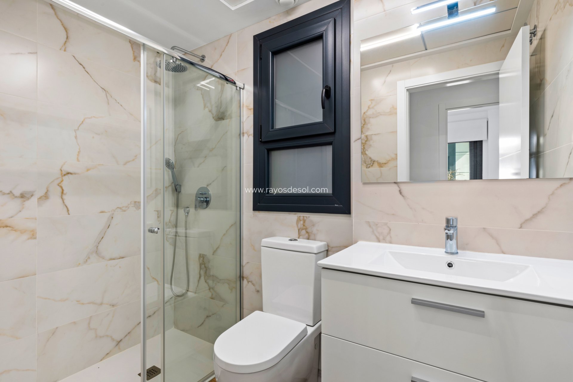 Resale - Apartment - Orihuela Costa - Villamartín