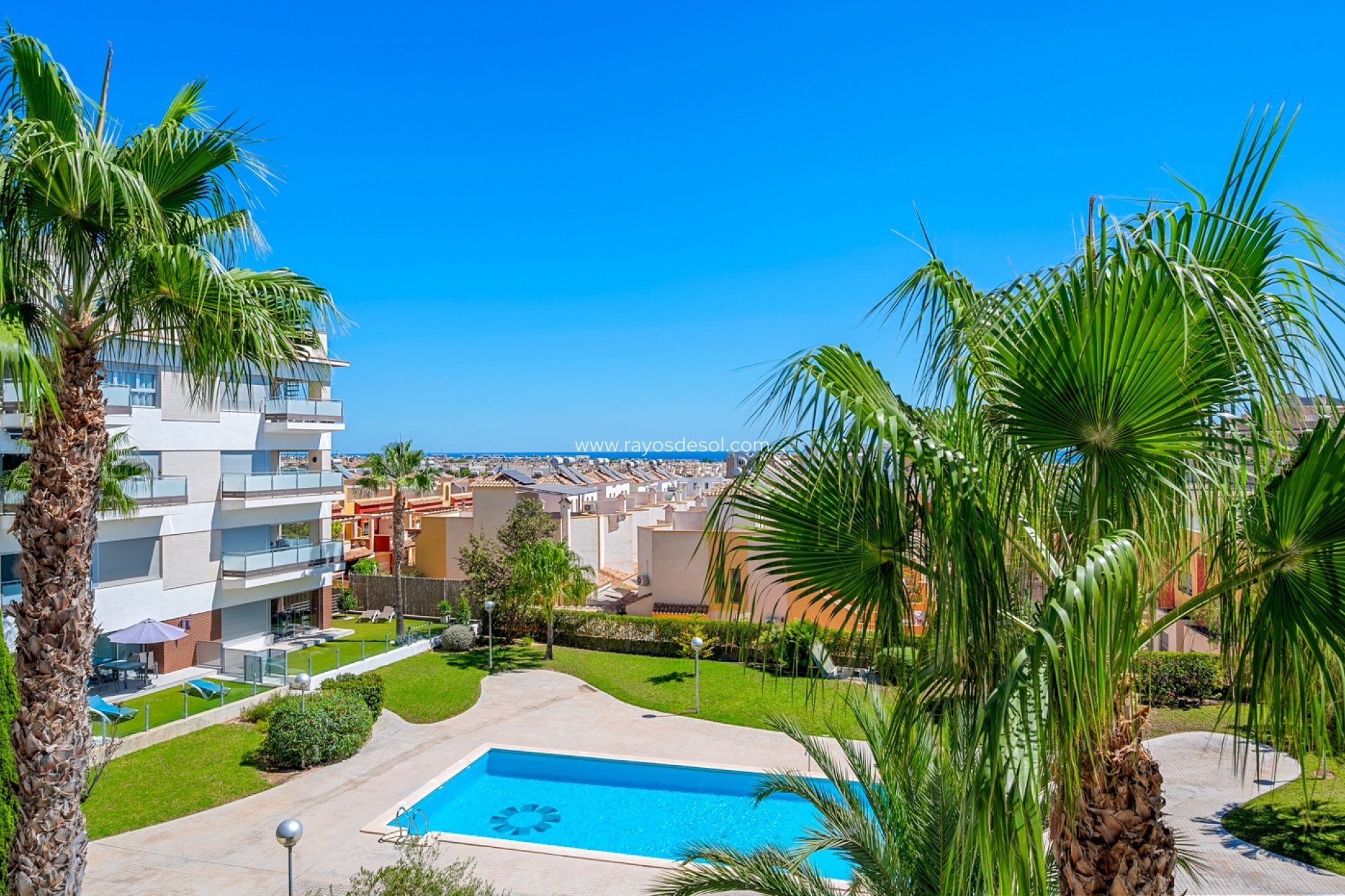 Resale - Apartment - Orihuela Costa - Villamartín