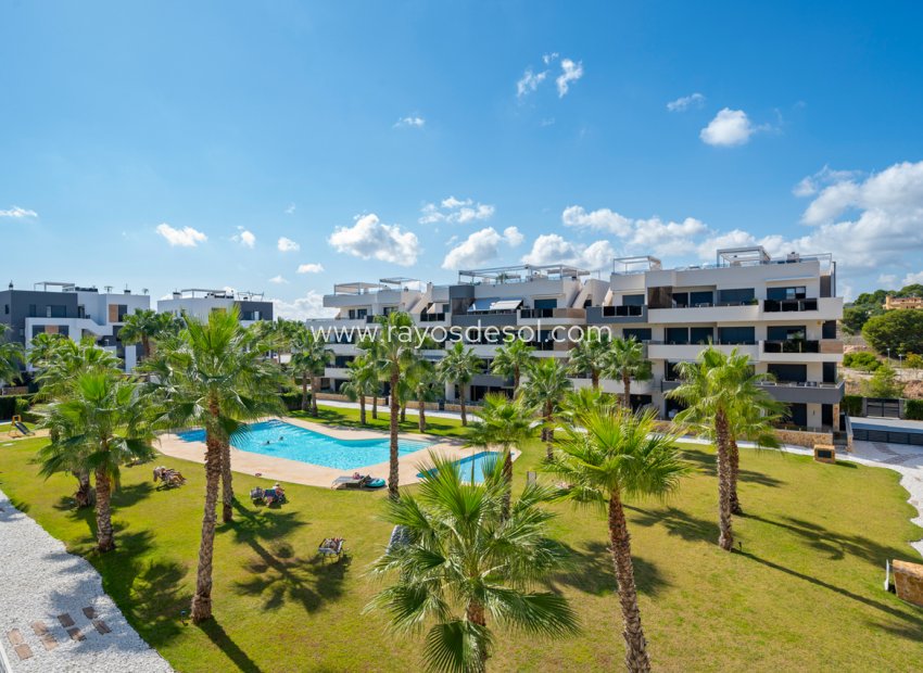 Resale - Apartment - Orihuela Costa - Villamartín