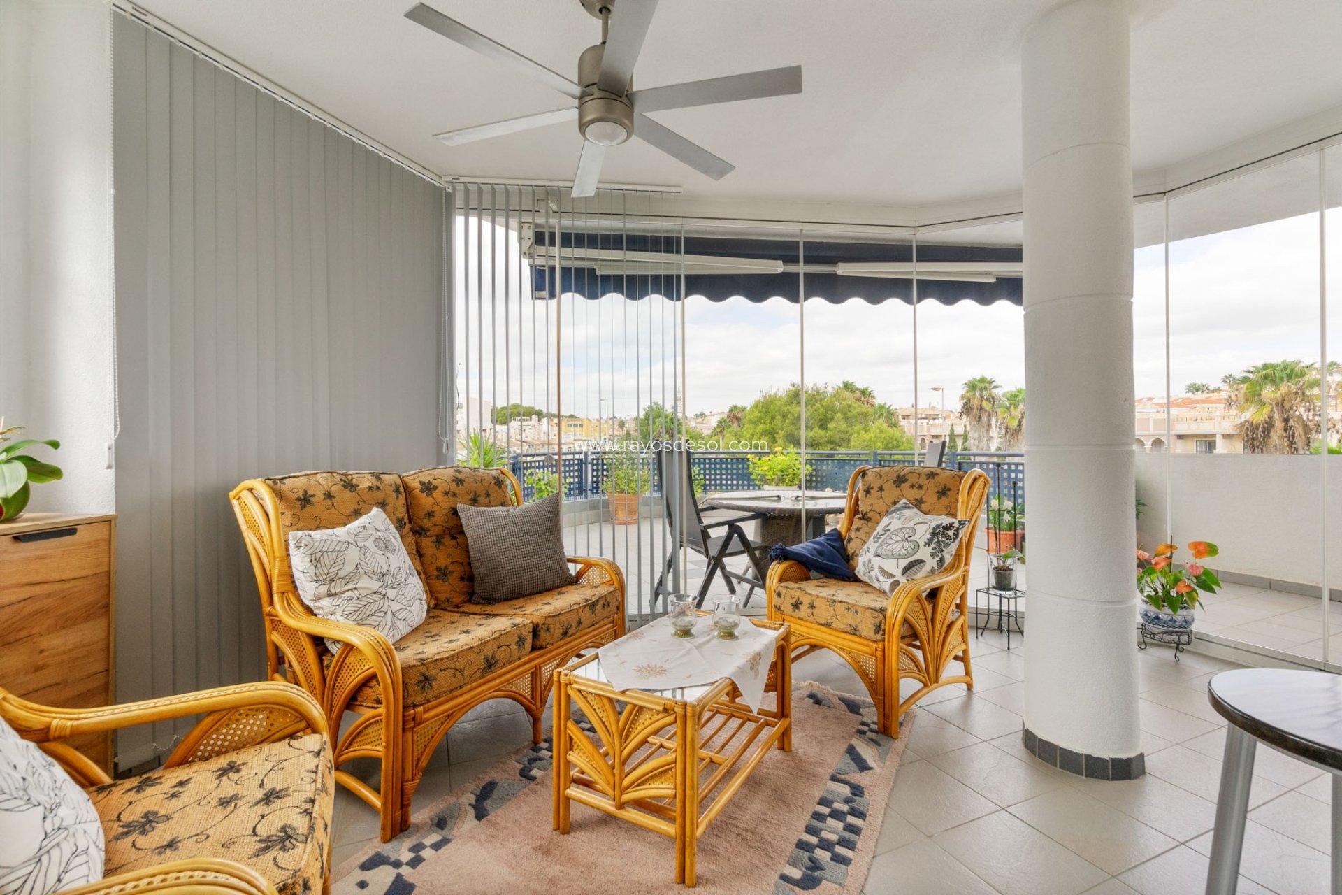 Resale - Apartment - Orihuela Costa - Villamartín