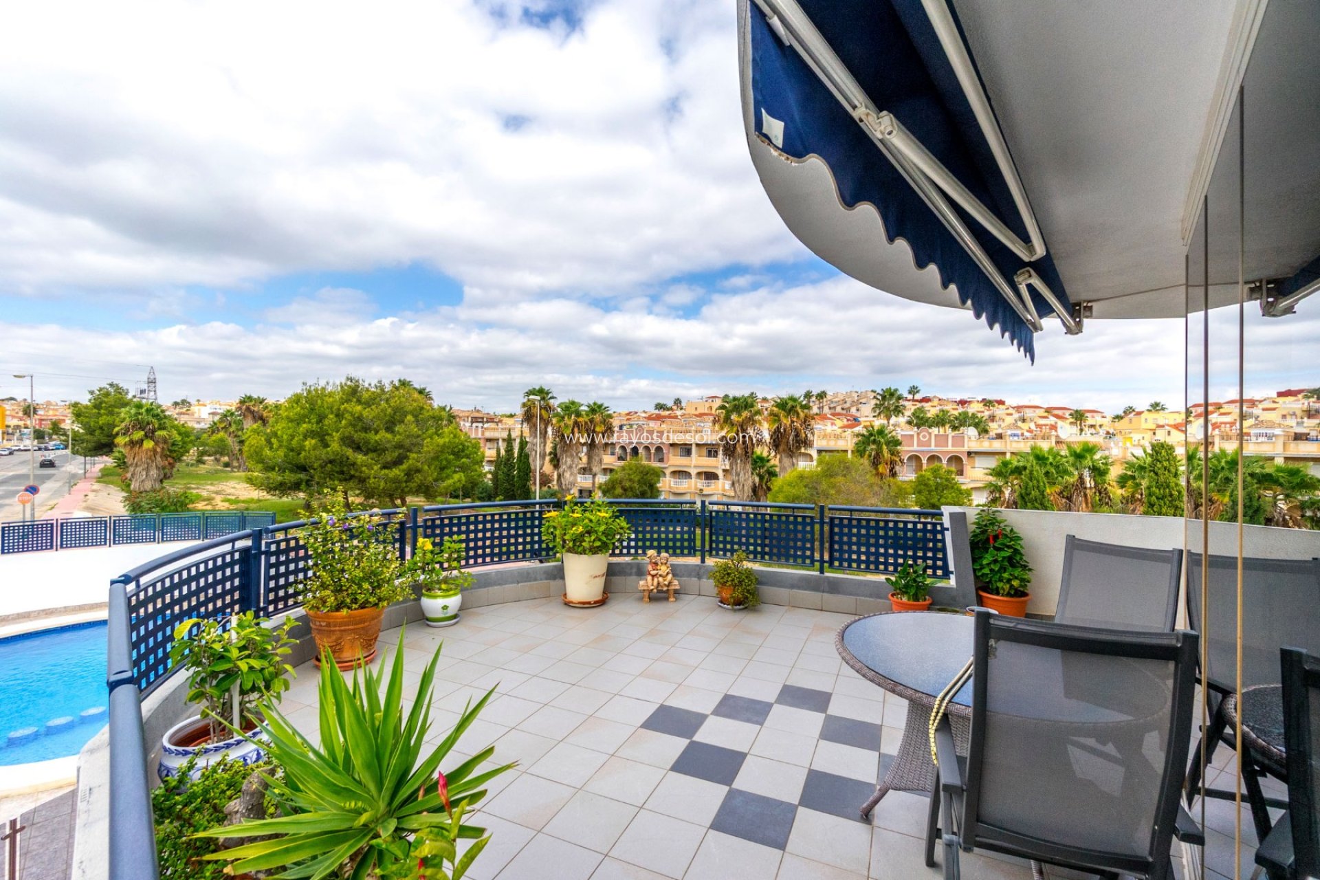 Resale - Apartment - Orihuela Costa - Villamartín
