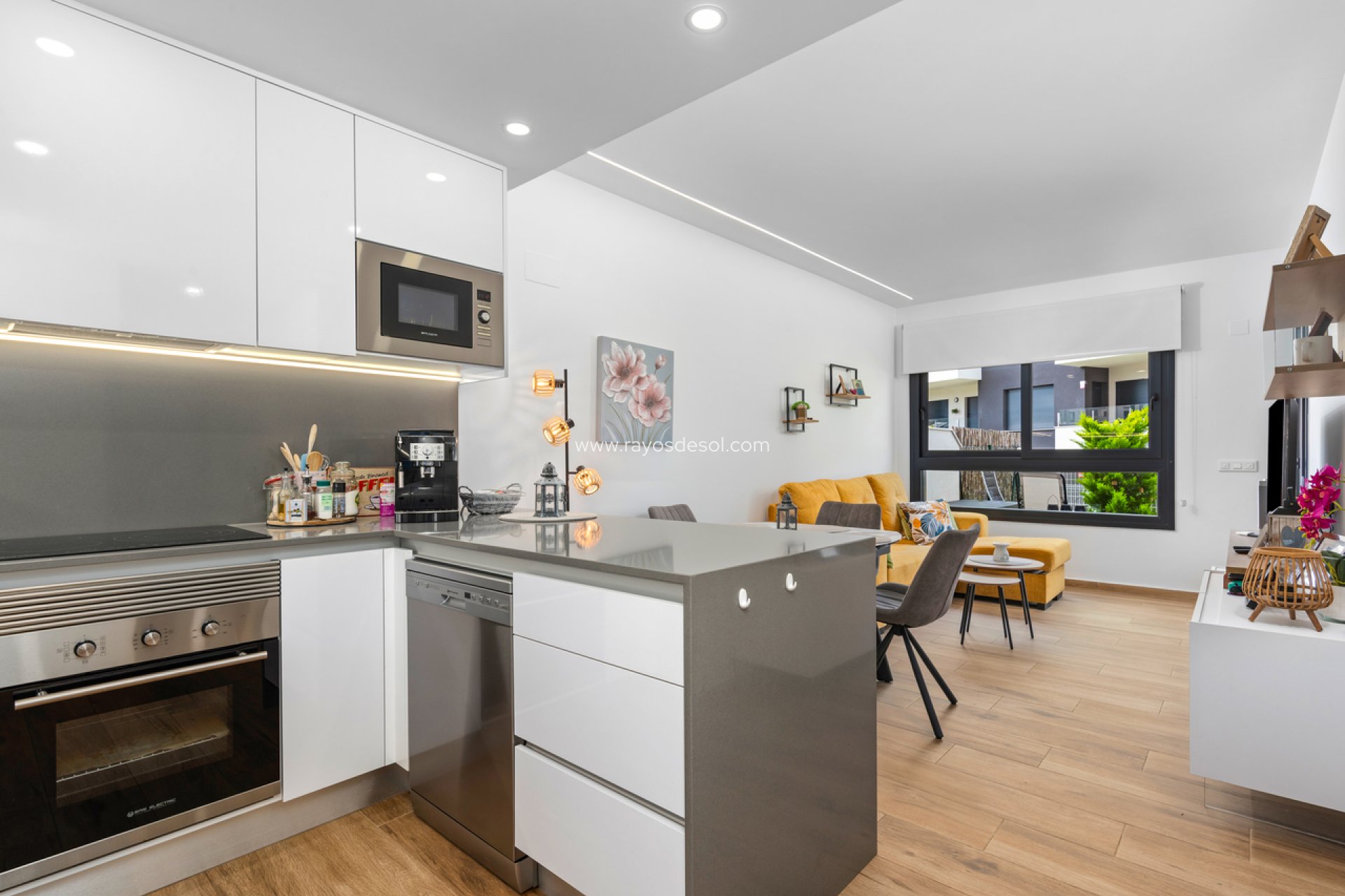 Resale - Apartment - Orihuela Costa - Villamartin