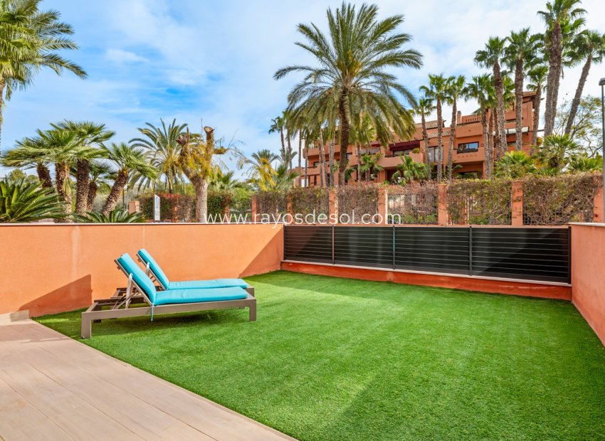 Resale - Apartment - Orihuela Costa - Villamartín