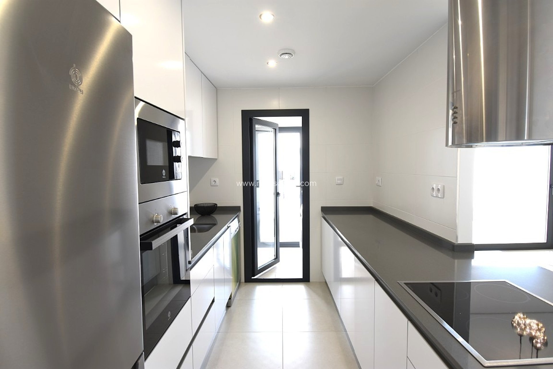 Resale - Apartment - Orihuela Costa - Villamartin