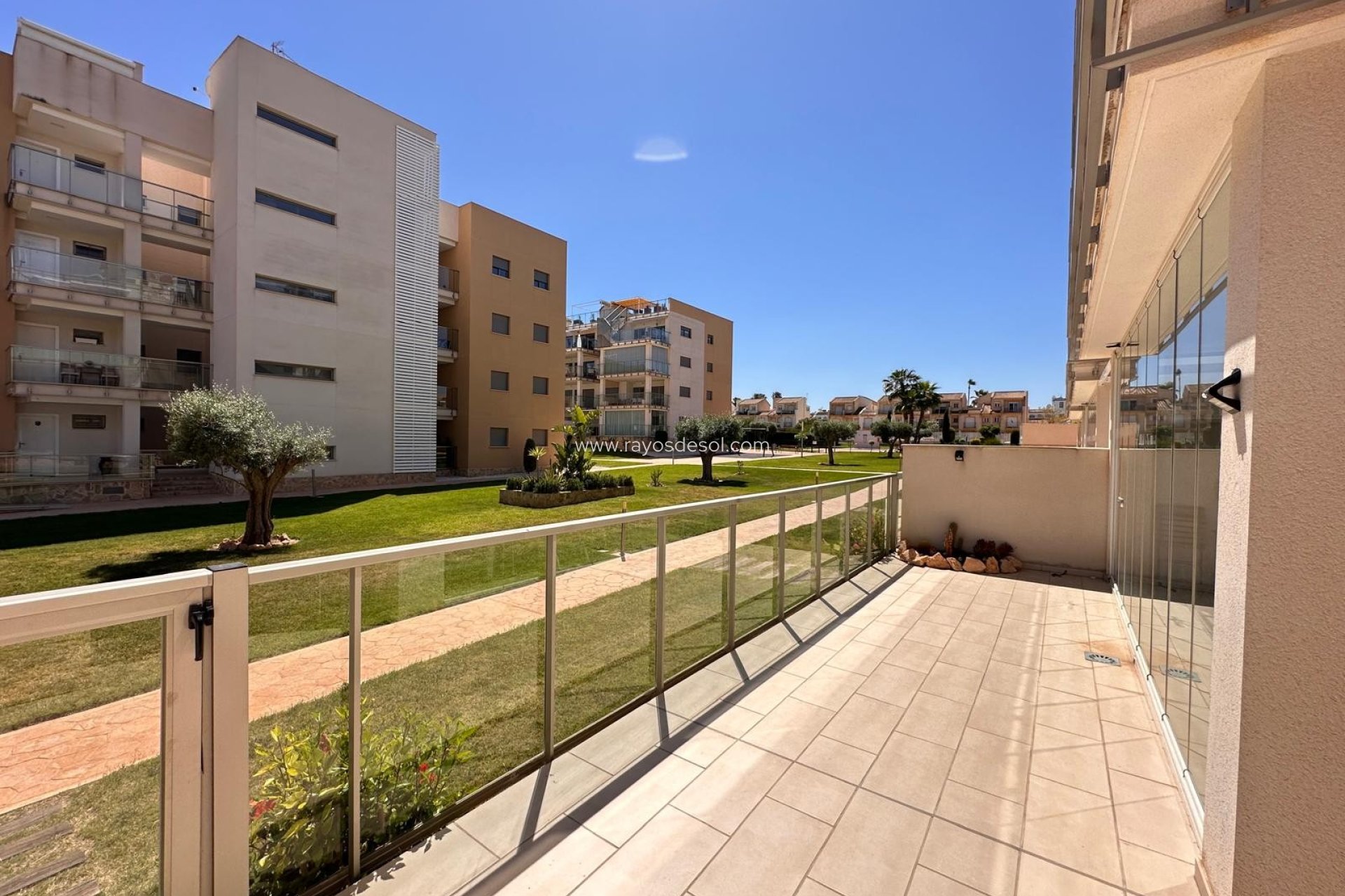 Resale - Apartment - Orihuela Costa - Villamartín